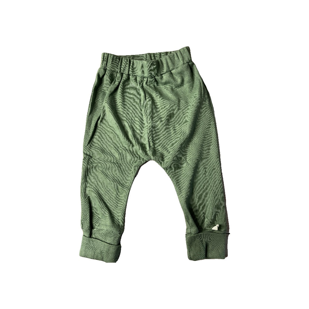 Finn + Emma Boys light green Pants Size: 9-12 Months light green
