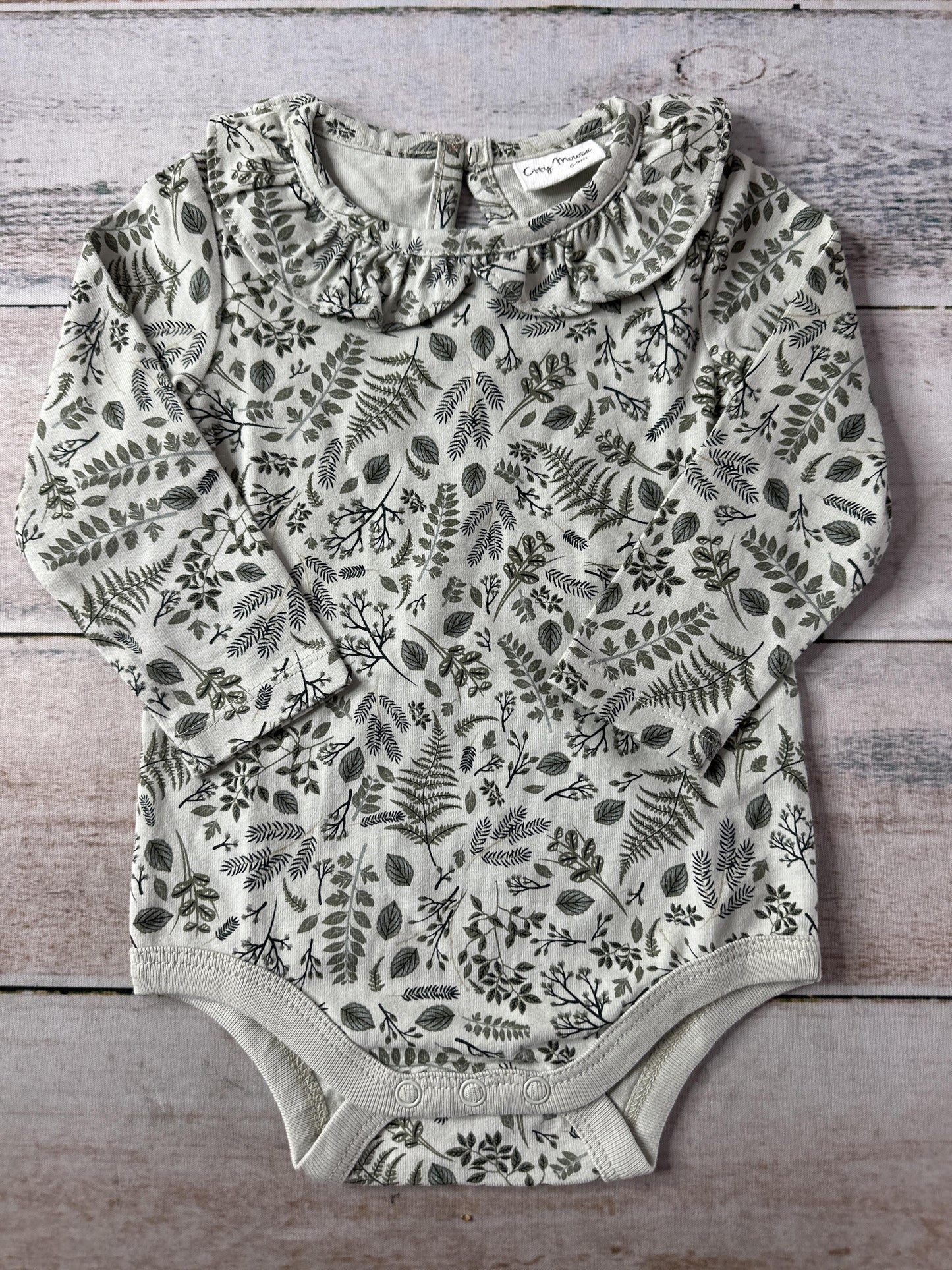City Mouse Girls light green Onesie Size: 6-9 months light green