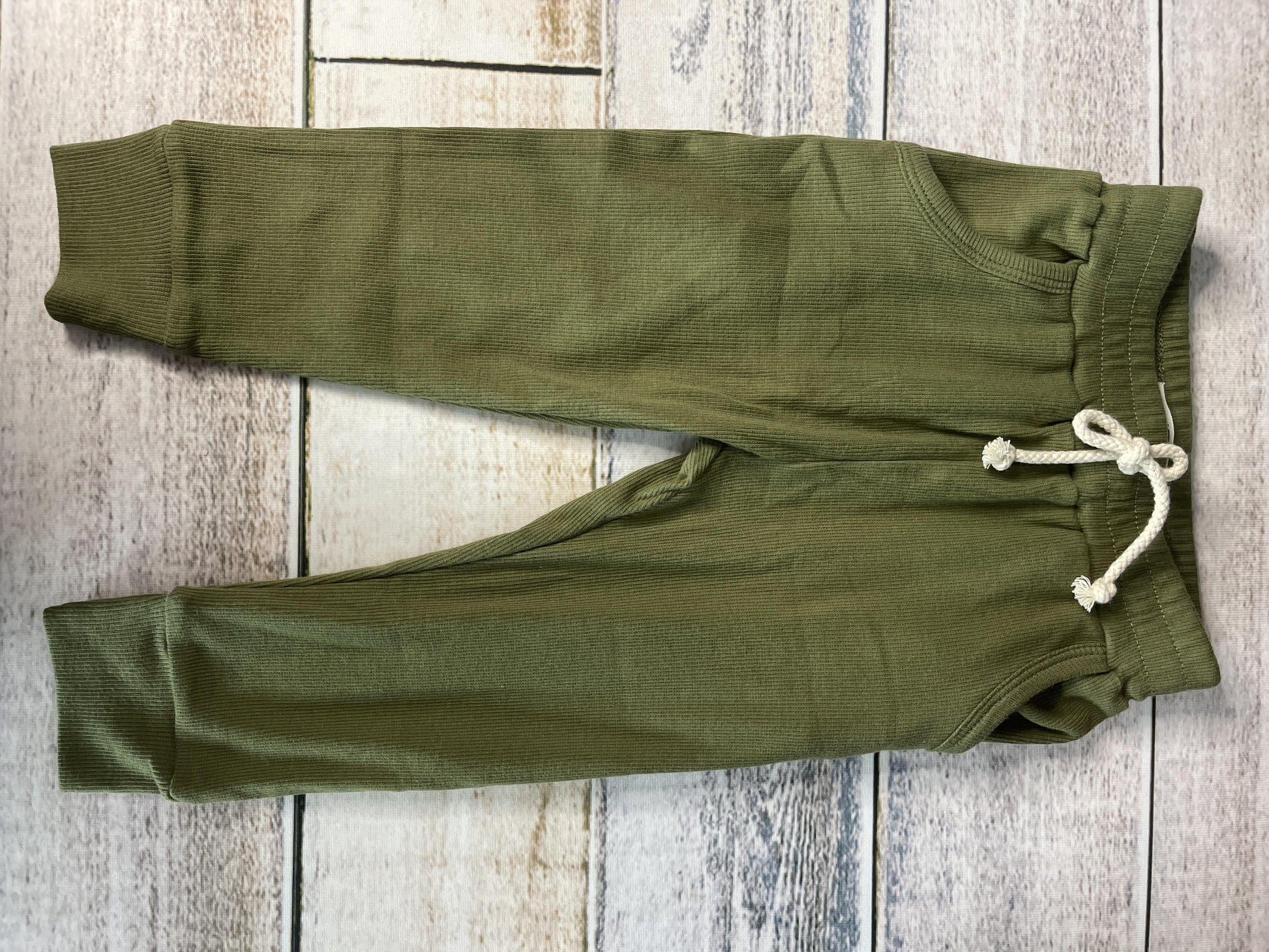 Inti Unisex light green Pants Size: 12-18 months light green