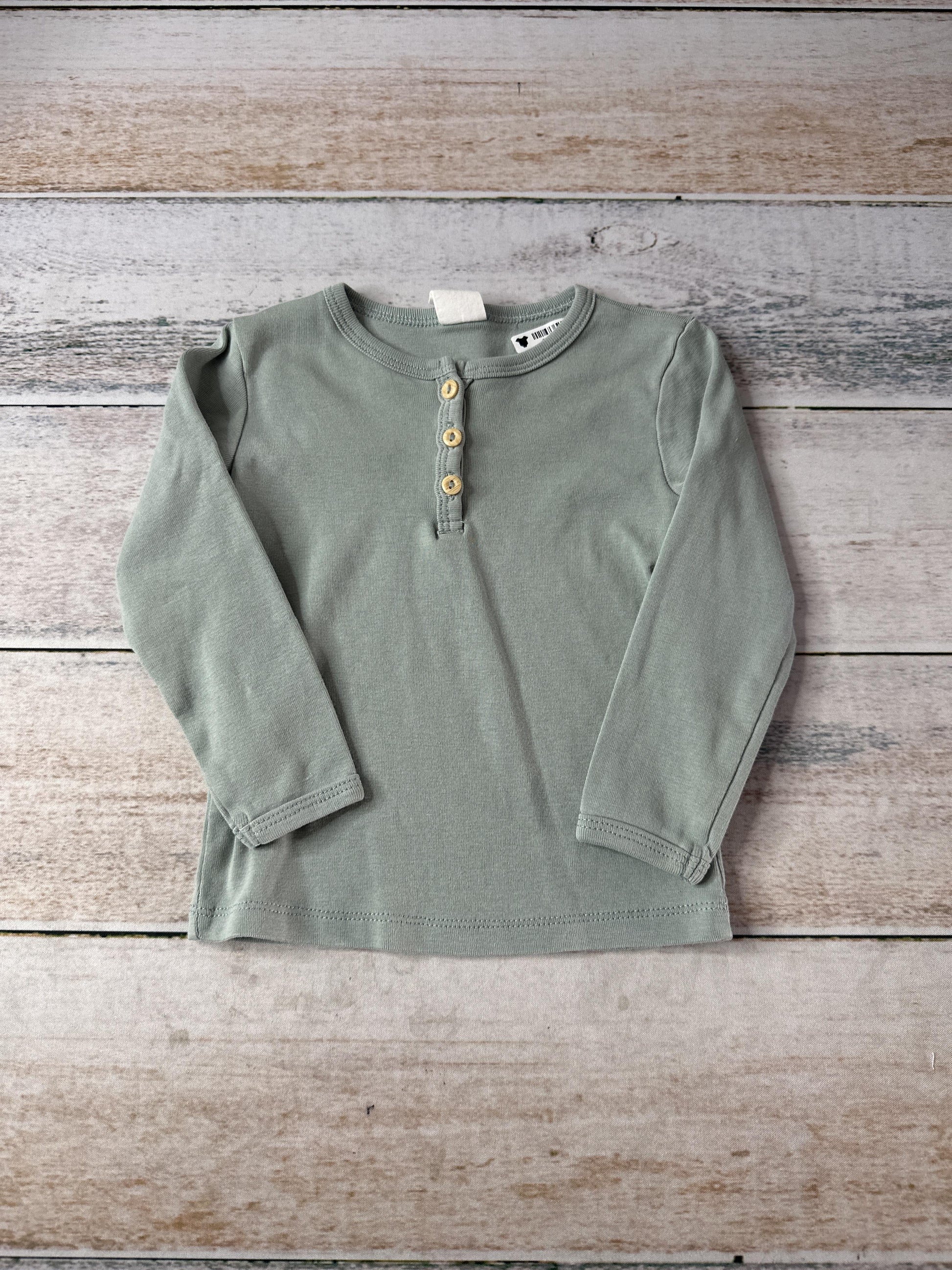 H&M Girls light green Long Sleeve T-Shirt Size: 12 months light green