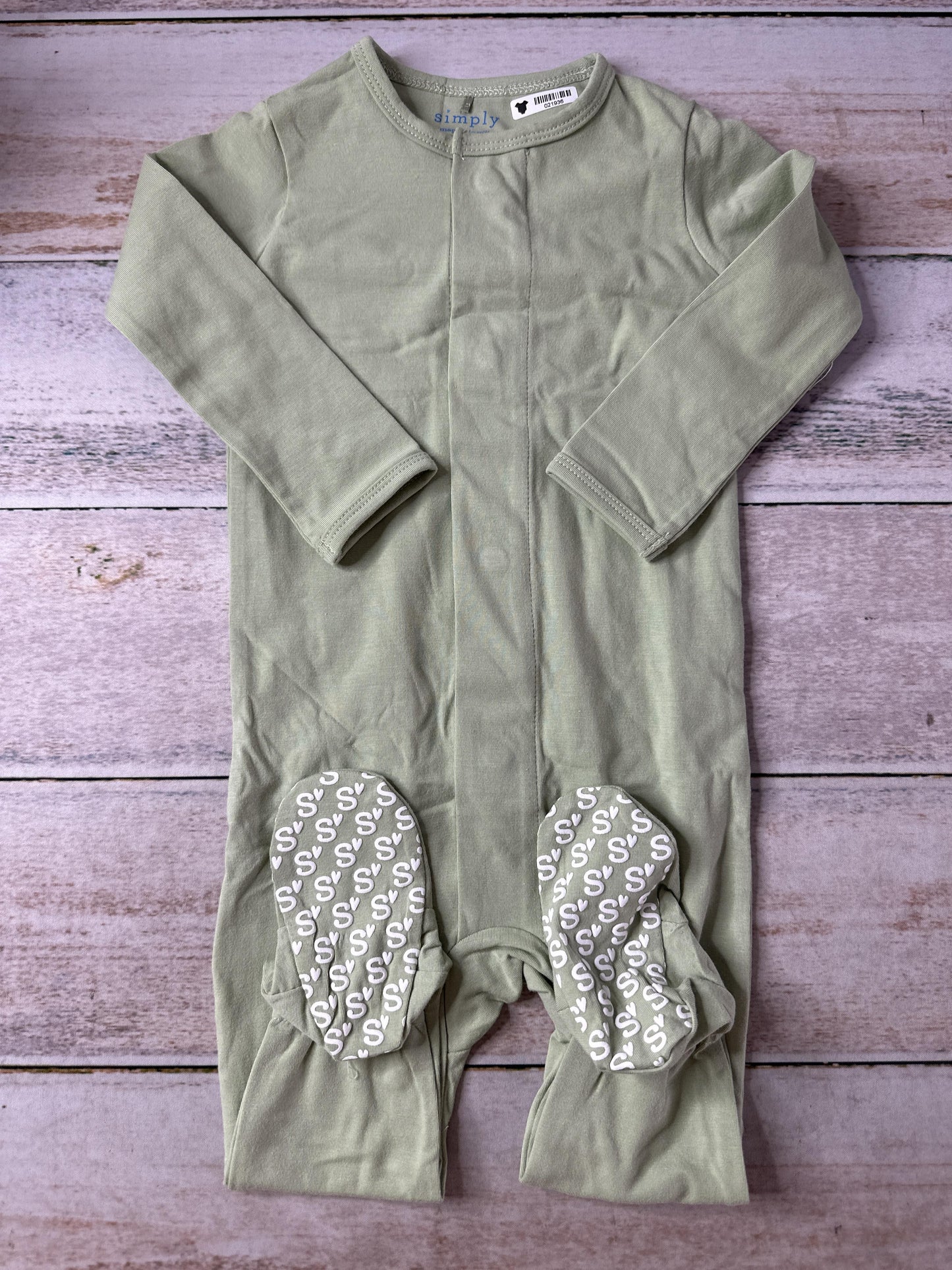 Magnetic Me Unisex light green Pajamas Size: 12 months light green