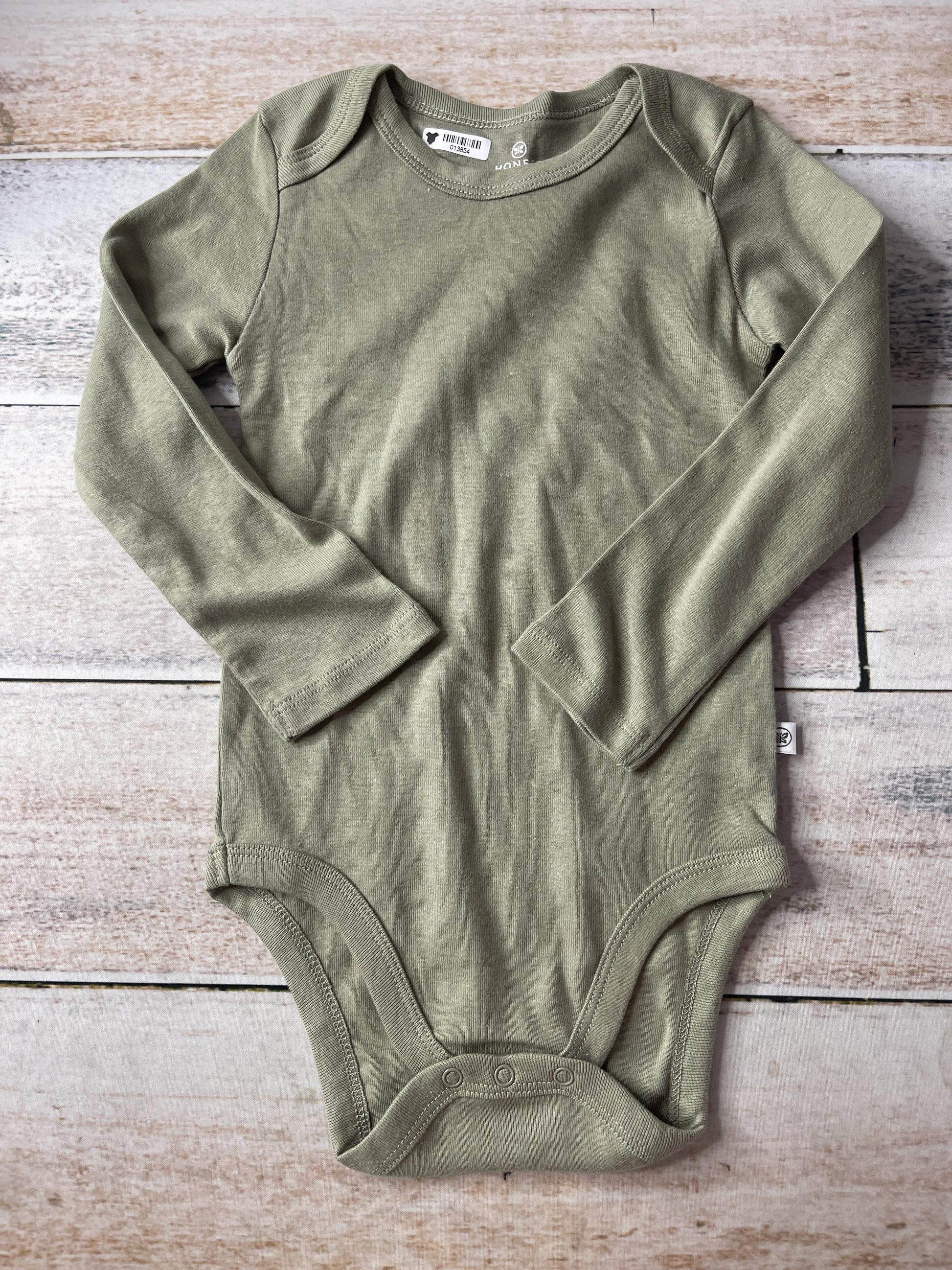 Honest Co Unisex light green Onesie Size: 18 months light green