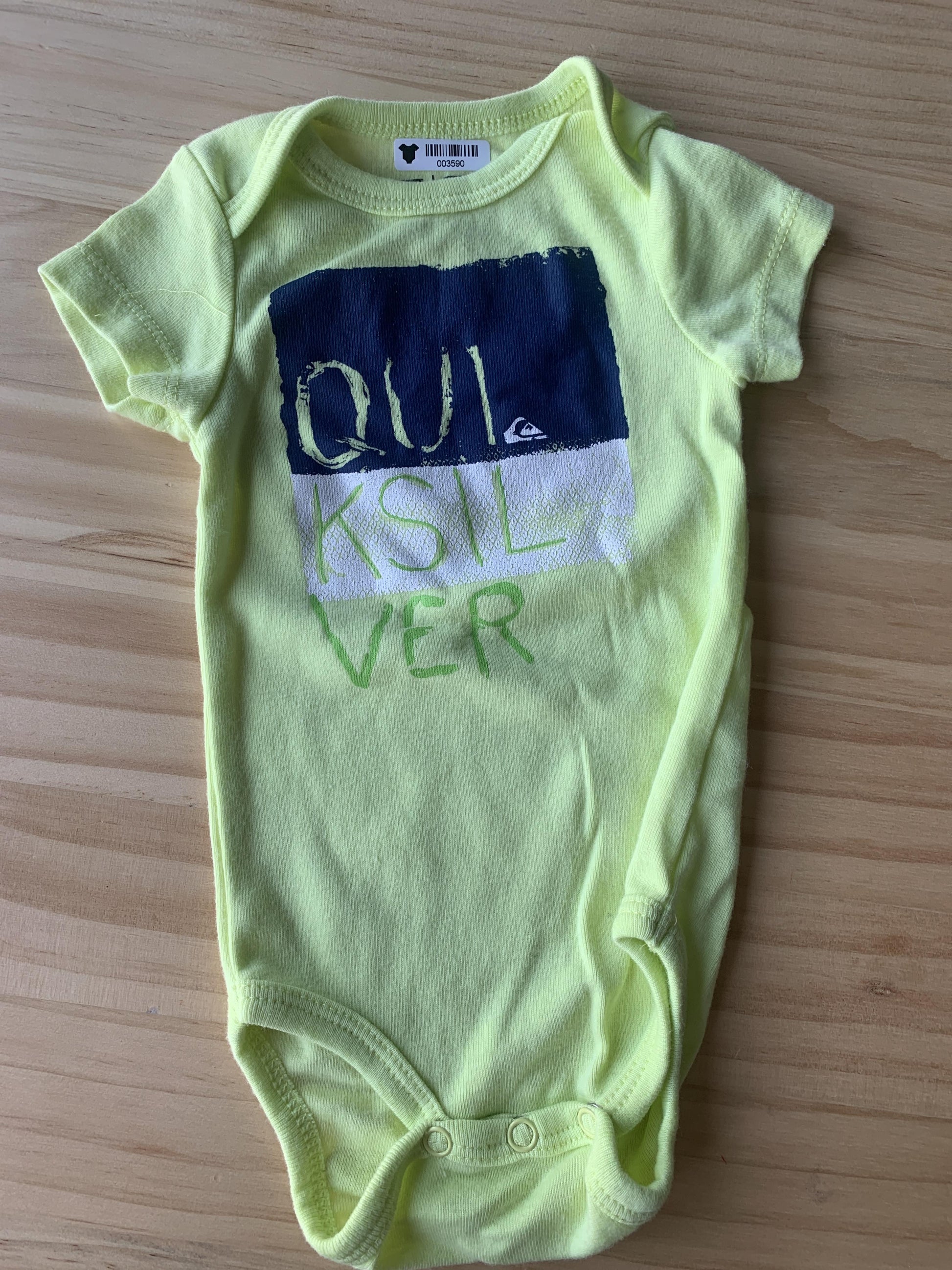 Boys light green Onesie Size: 0-3 months light green