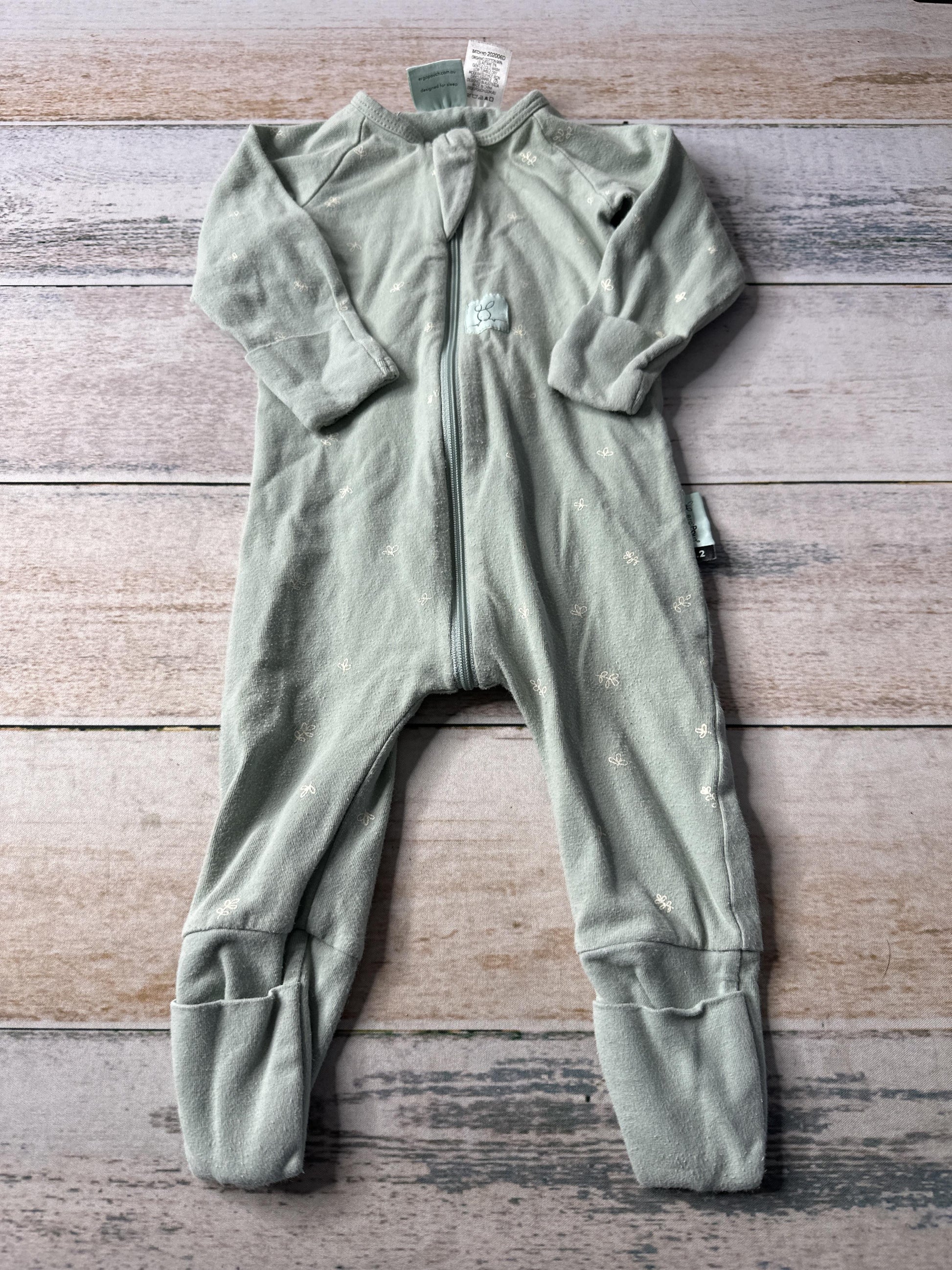 Ergo Pouch Unisex light green Pajamas Size: 3-6 months light green