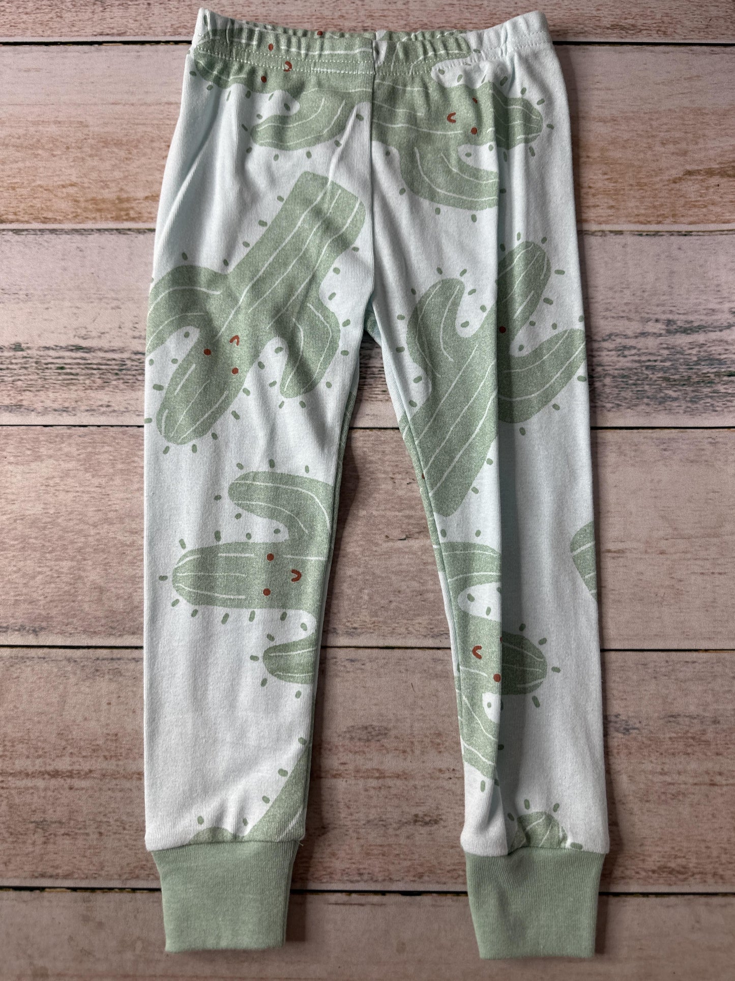 Carters Unisex light green Pajamas Size: 2T light green