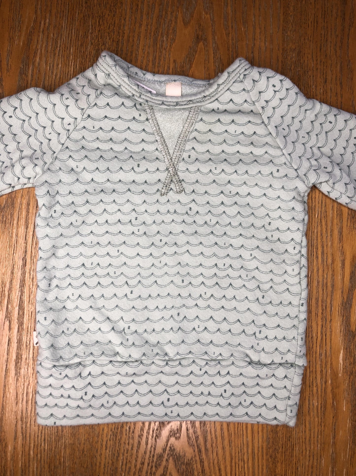 Childhoods Clothing Unisex light green Sweater Size: 12 months light green