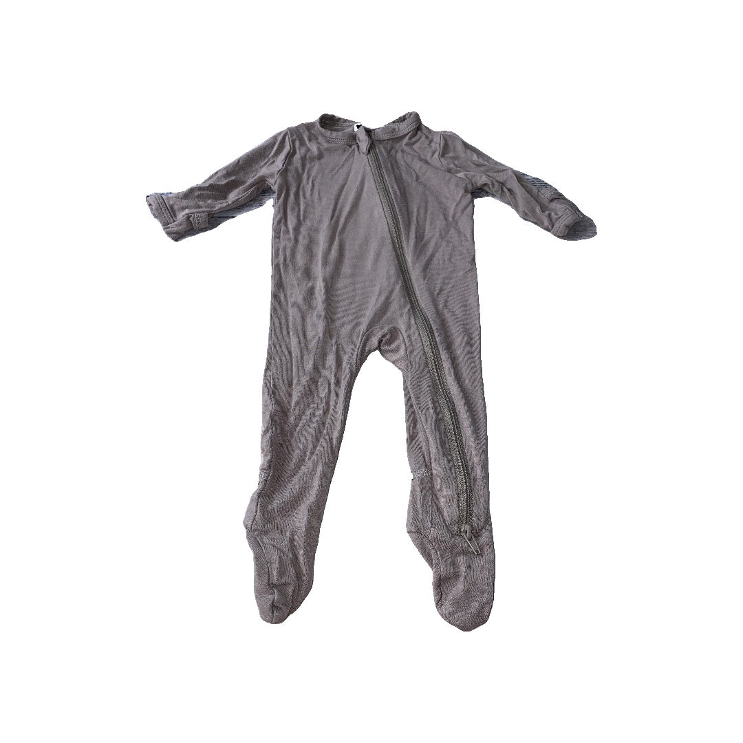 Kyte Baby Boys Mauve | Grey Pajamas Size: Newborn Mauve | Grey