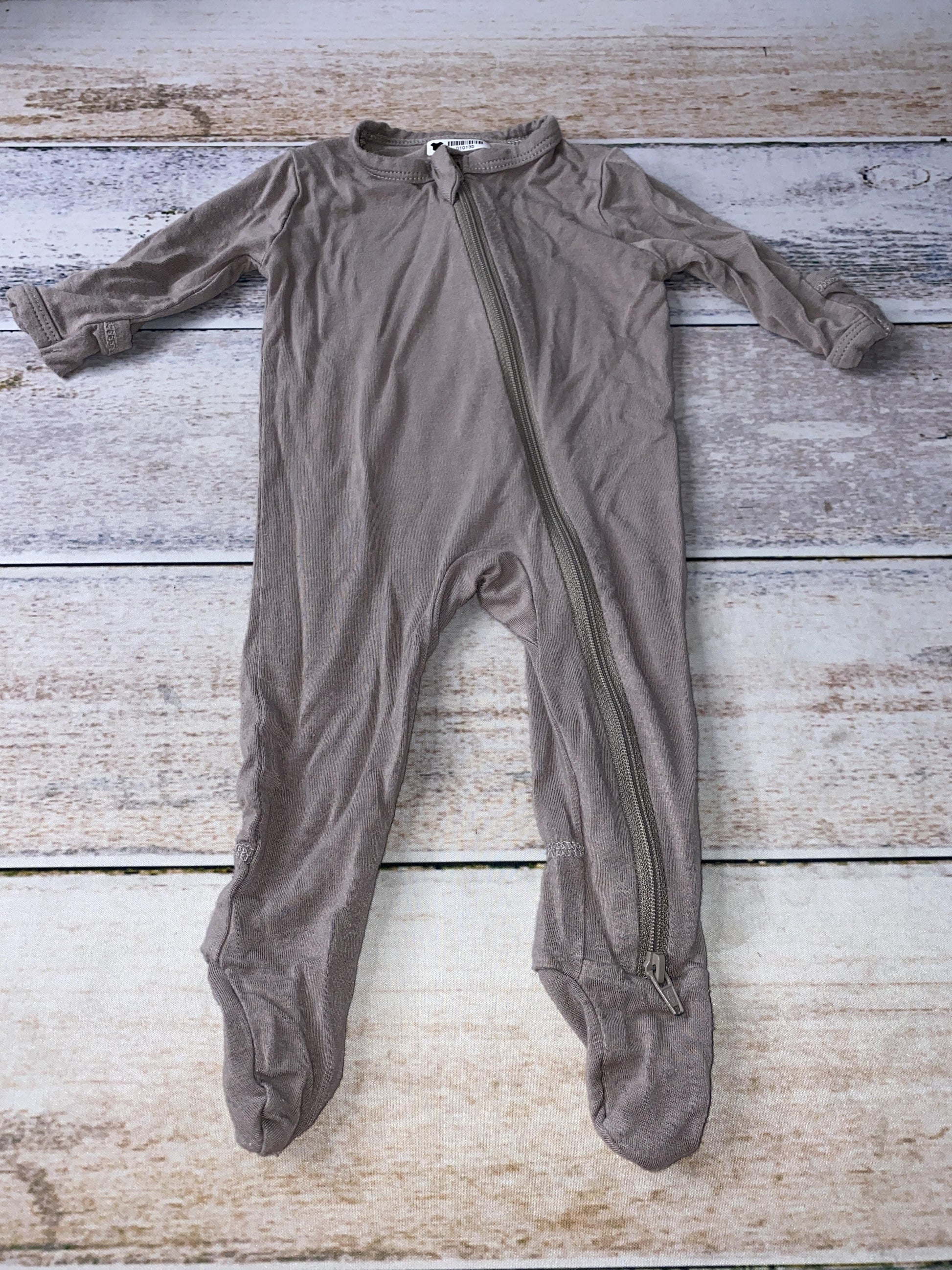 Kyte Baby Boys Mauve | Grey Pajamas Size: Newborn Mauve | Grey