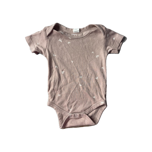 Colored Organics Girls Mauve Onesie Size: 3-6 months Mauve