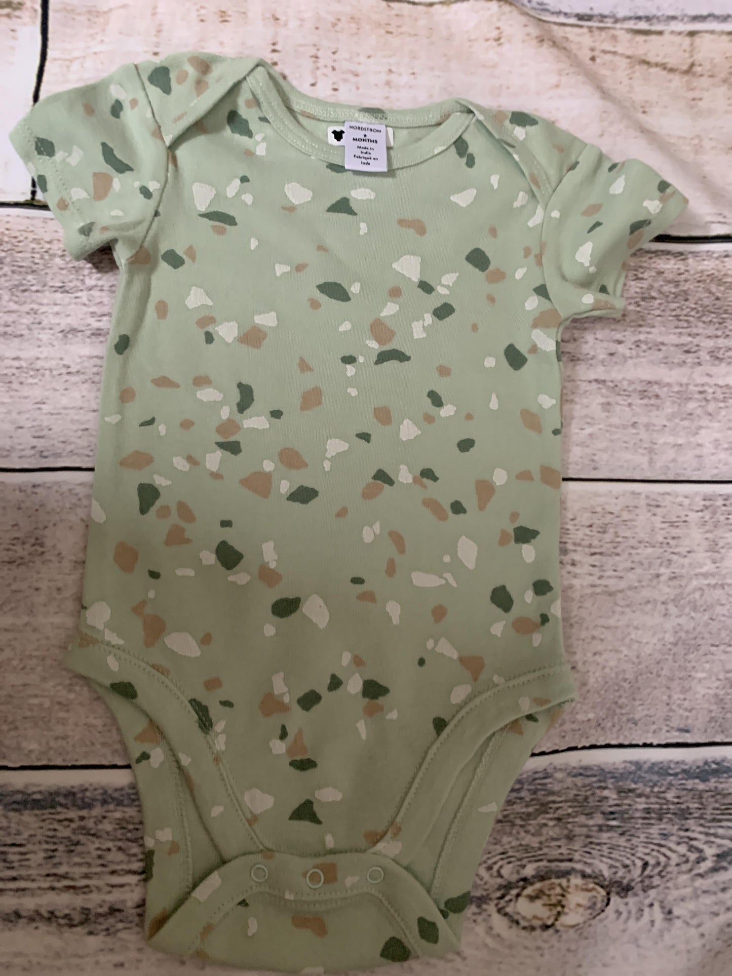 Nordstrom Unisex Mint | Terrazo Onesie Size: 9 months Mint | Terrazo