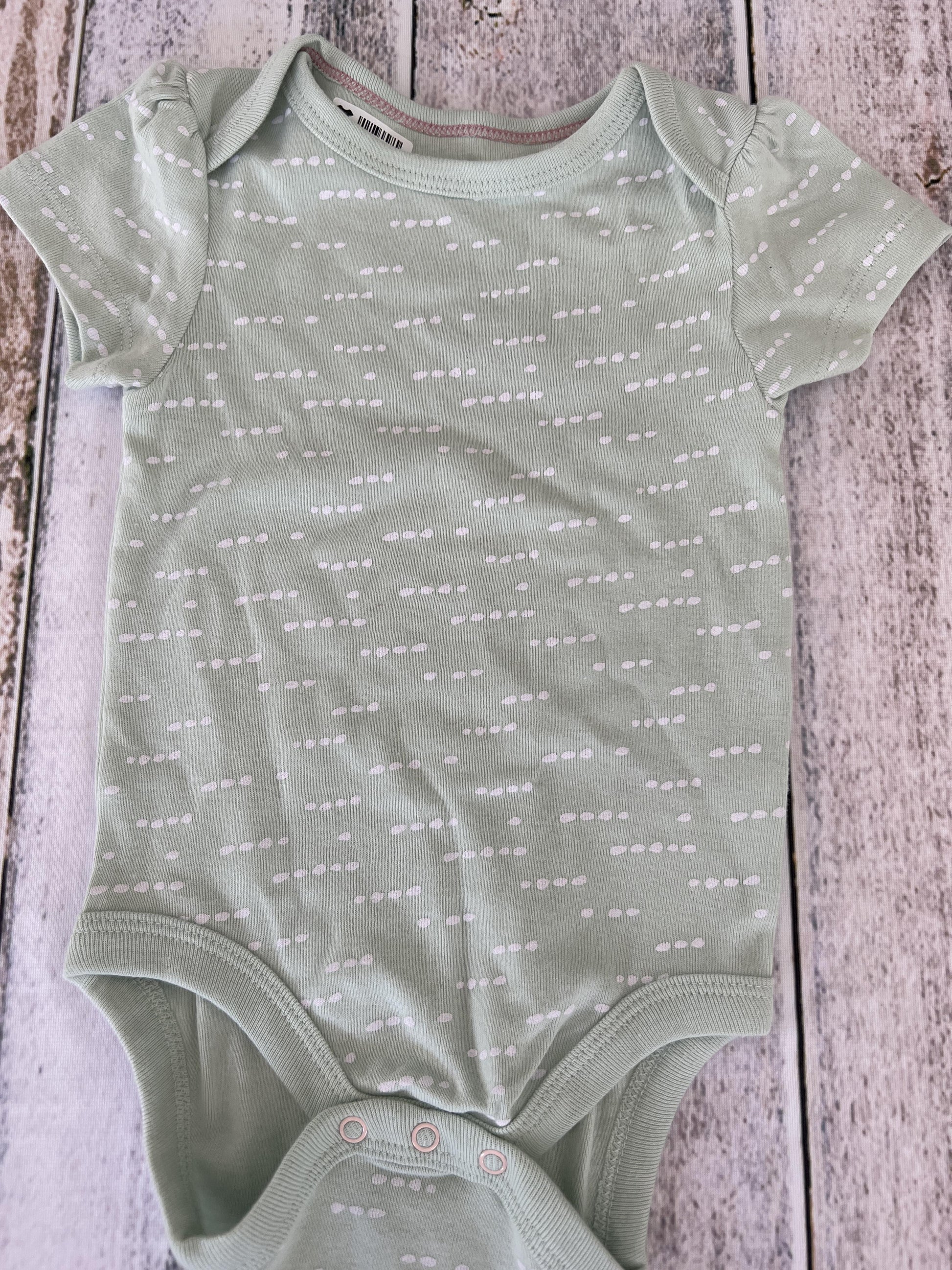 Cloud Island Unisex Mint | White | Pattern Onesie Size: 6-9 months Mint | White | Pattern