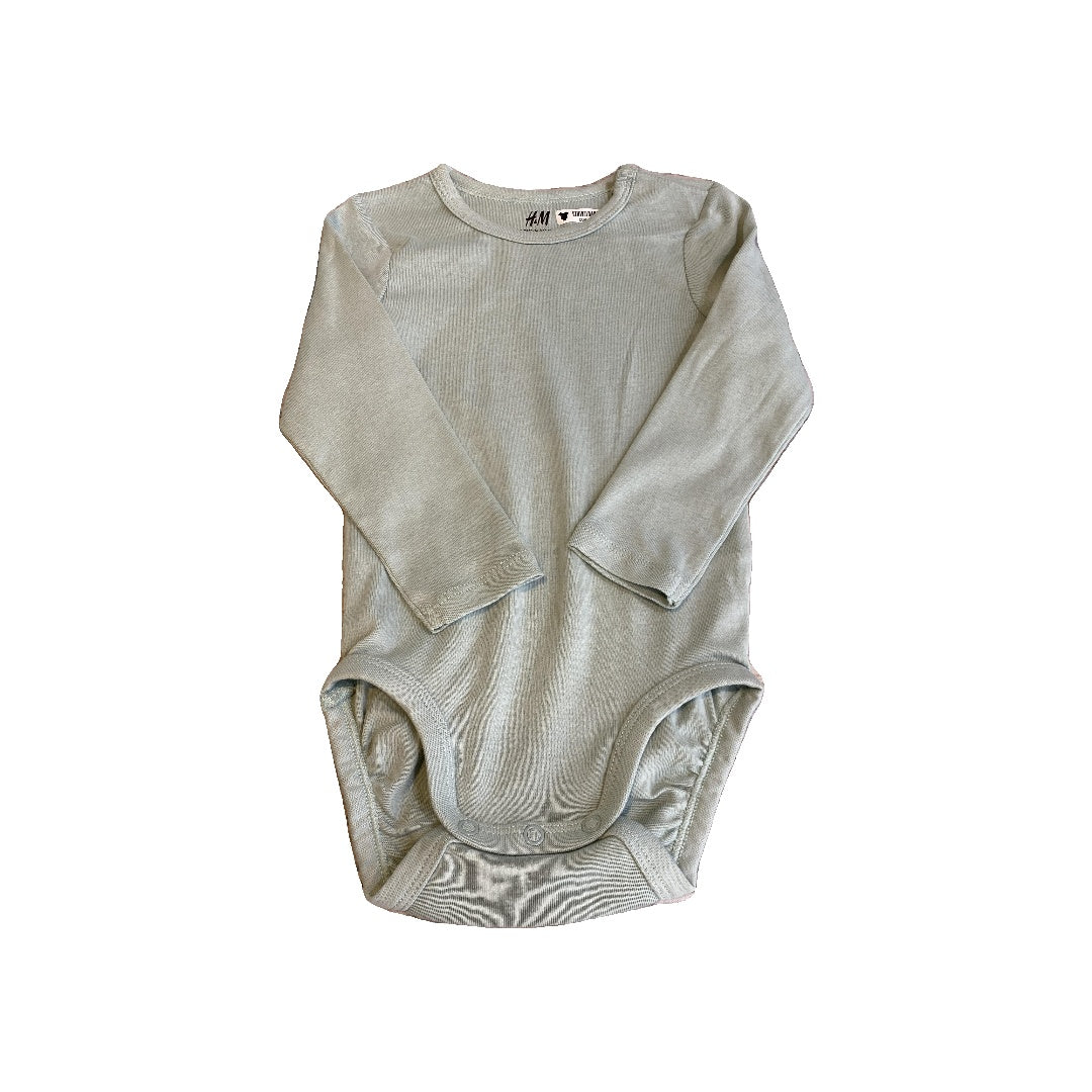 H&M Unisex Mint Onesie Size: 12 months Mint