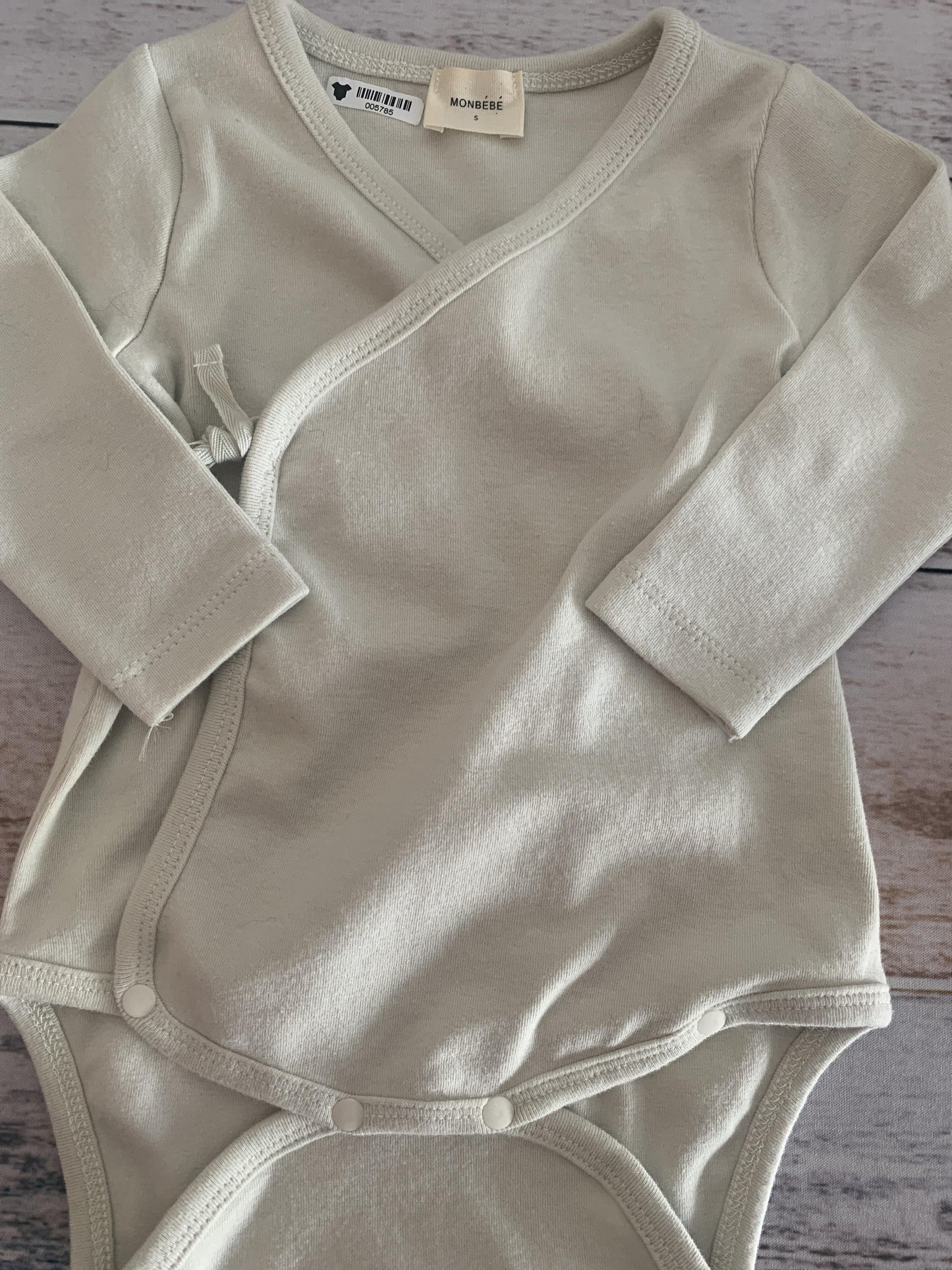 Monbebe Girls Mint Onesie Size: 3-6 months Mint
