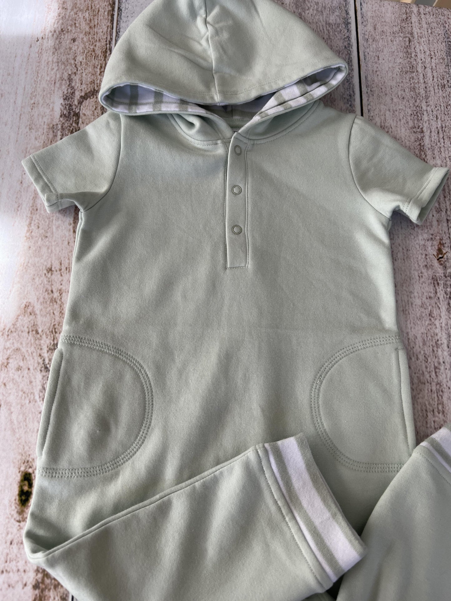 Nordstrom Boys Mint Romper Size: 12 months Mint