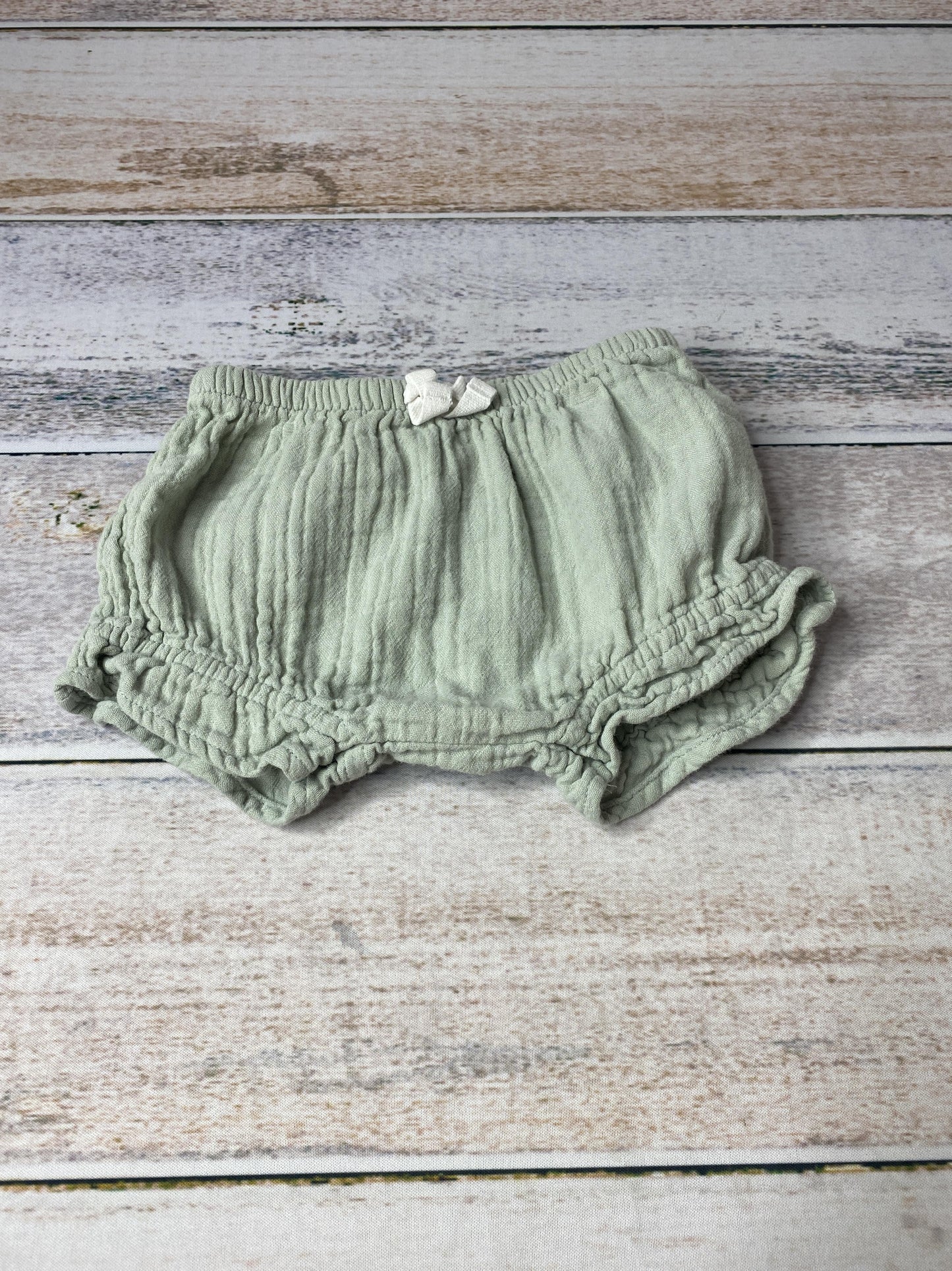 Oliver & Rain Girls Mint Shorts Size: 6 months Mint