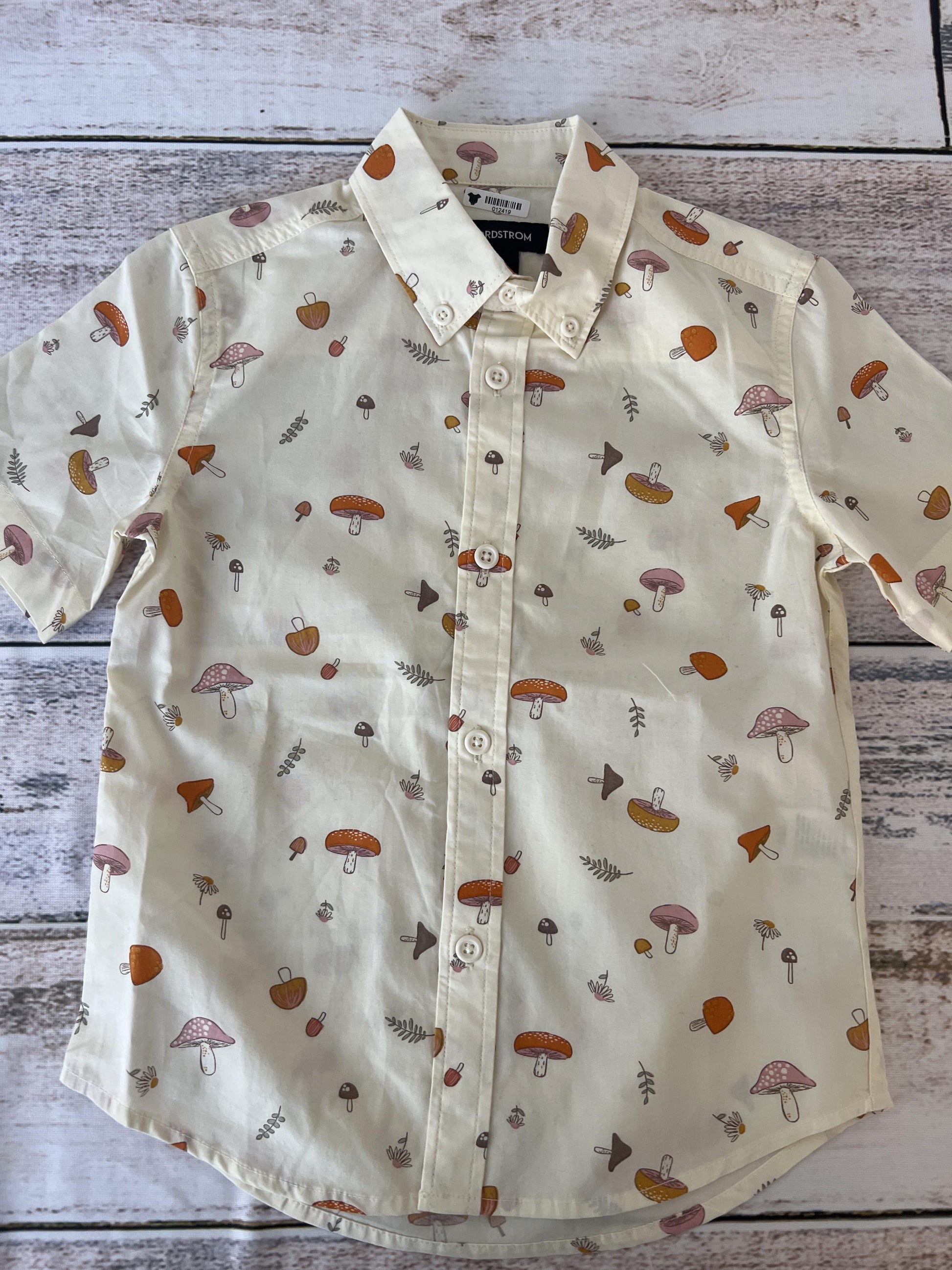 Nordstrom Boys Mushrooms | cream Button Down Short Sleeve Size: 3T Mushrooms | cream