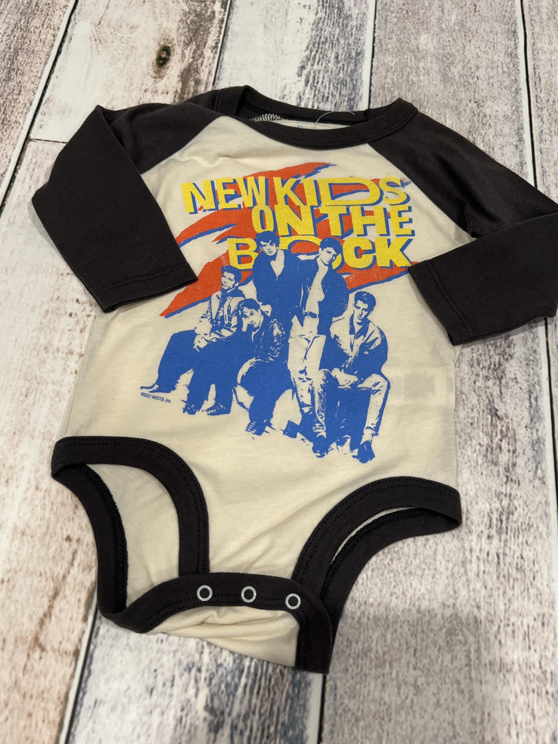 Rowdy Sprout Boys Music | Graphic Onesie Size: 3-6 months Music | Graphic