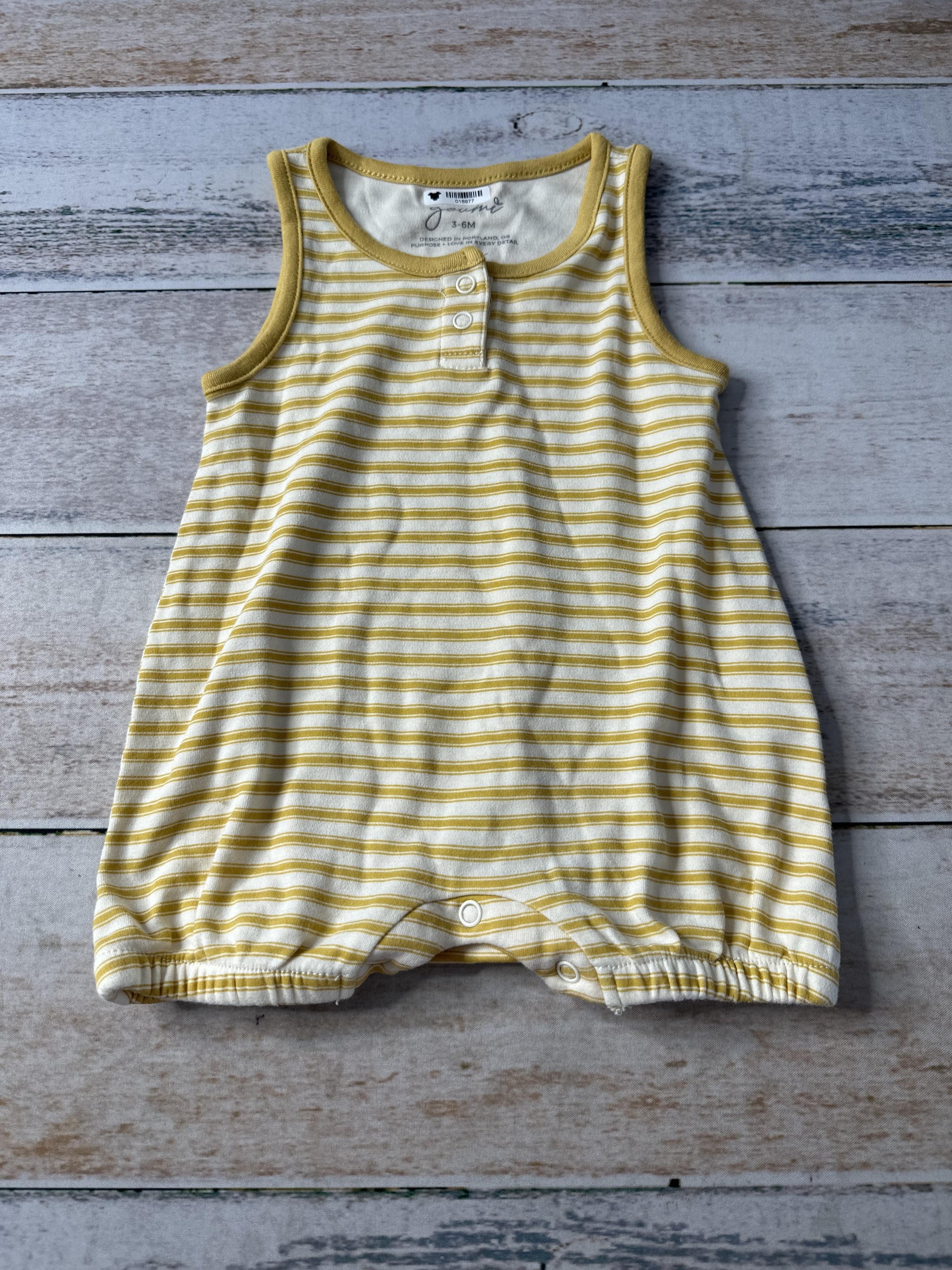 Goumi Boys Mustard | cream Romper Size: 3-6 months Mustard | cream