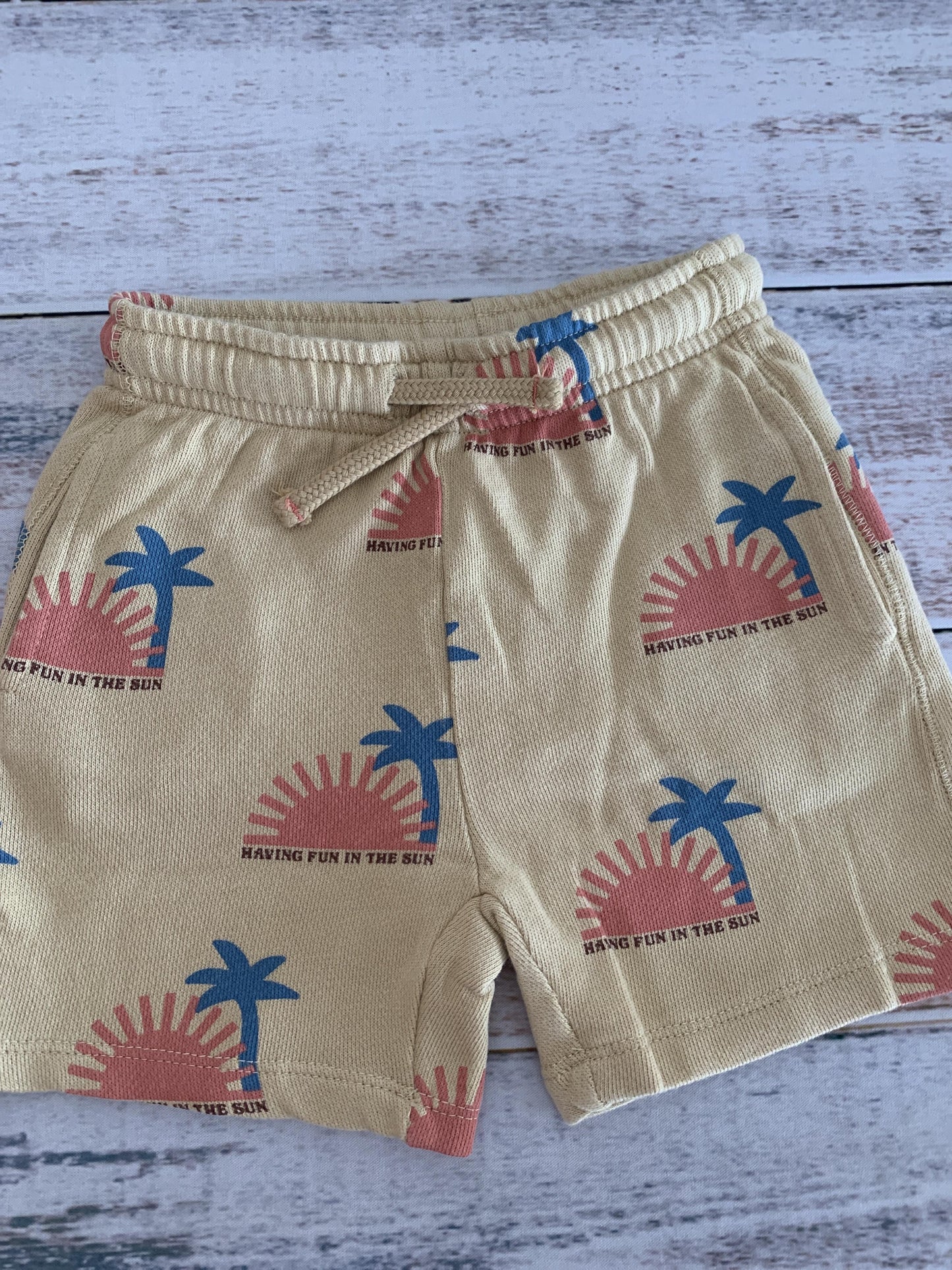 Zara Boys Mustard | Tropical Shorts Size: 12-18 months Mustard | Tropical