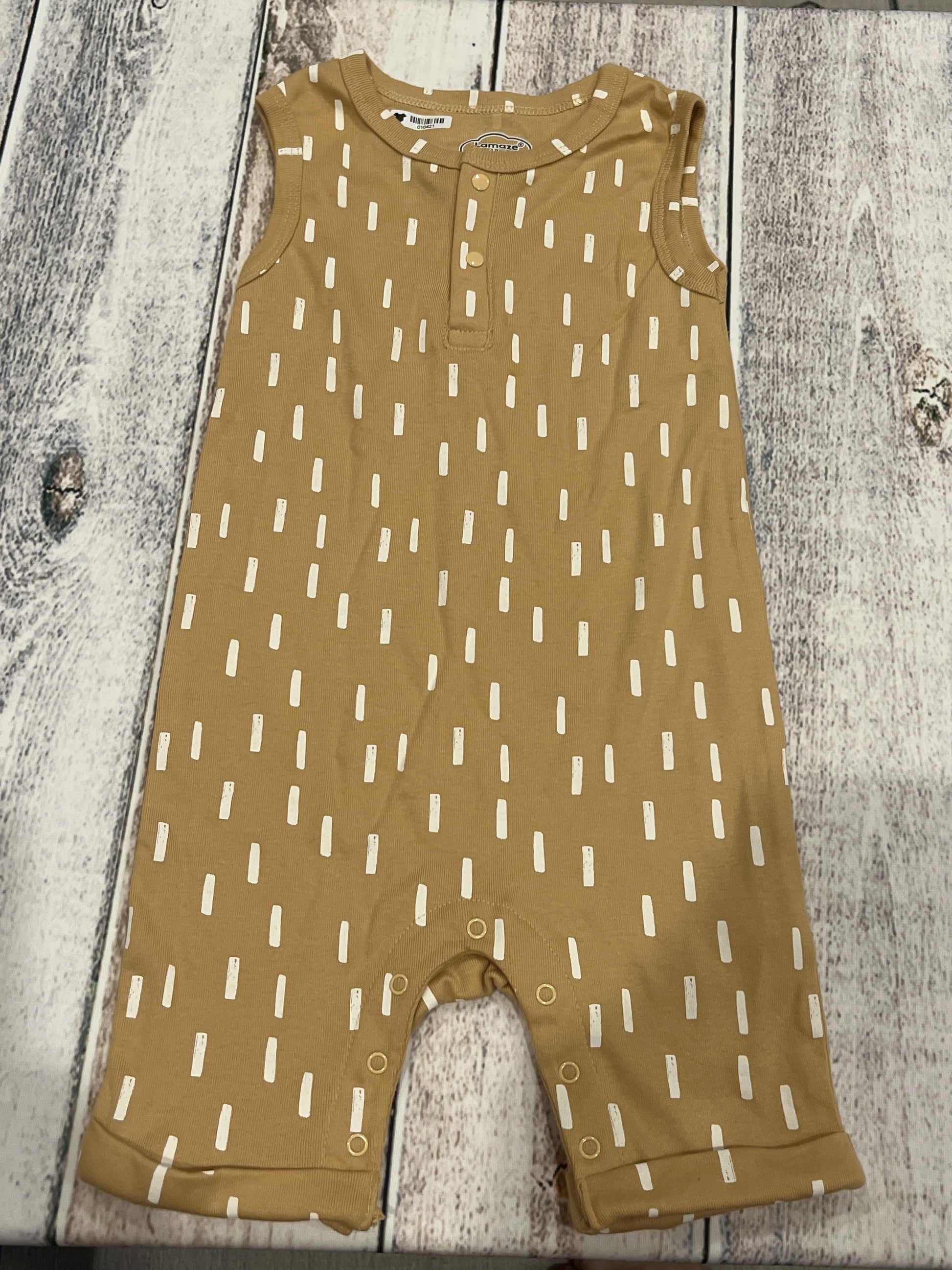 Lamaze Boys Mustard | White | Pattern Romper Size: 18 months Mustard | White | Pattern