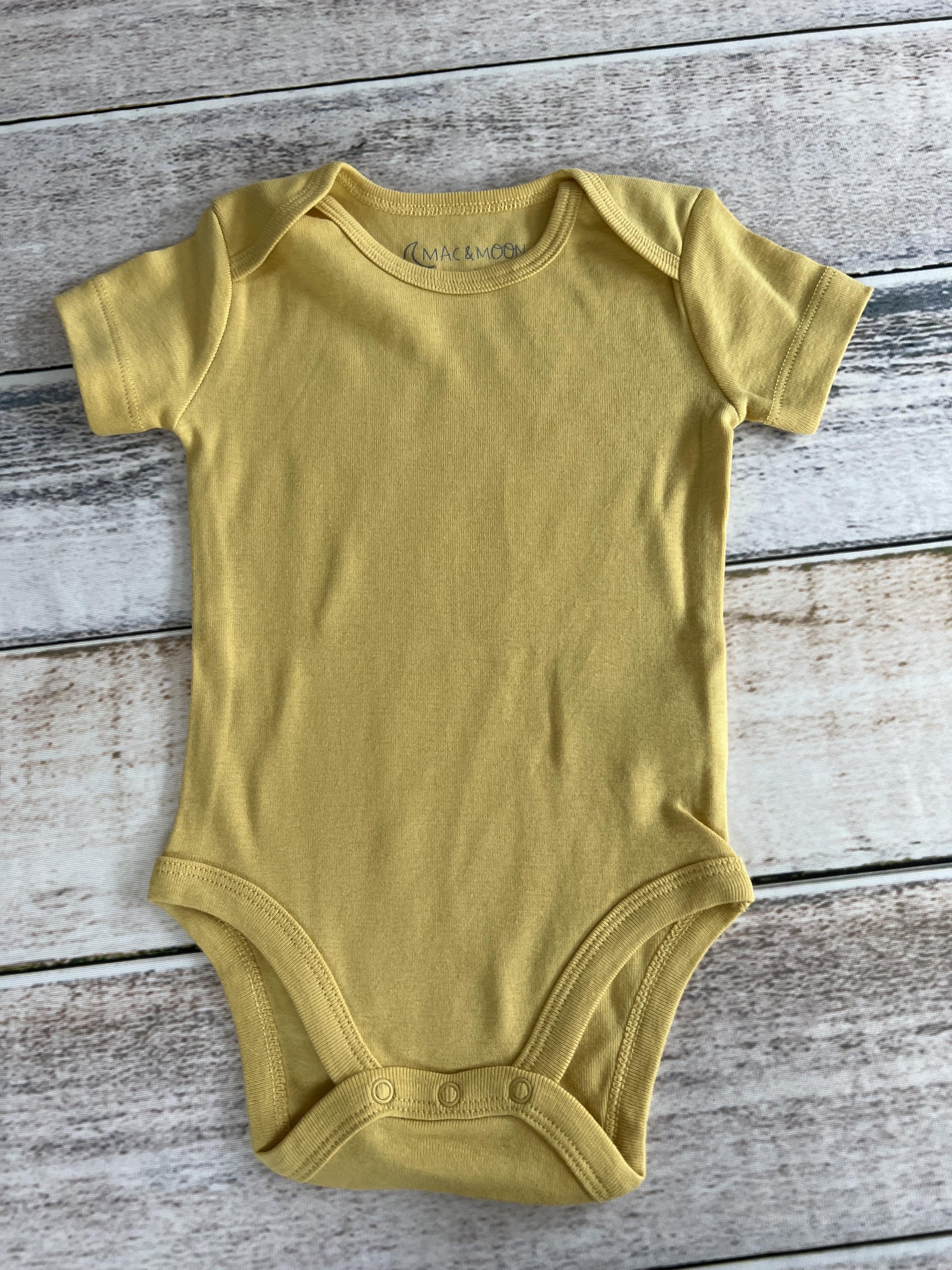 Mac and Moon Unisex Mustard Onesie Size: 9 months Mustard