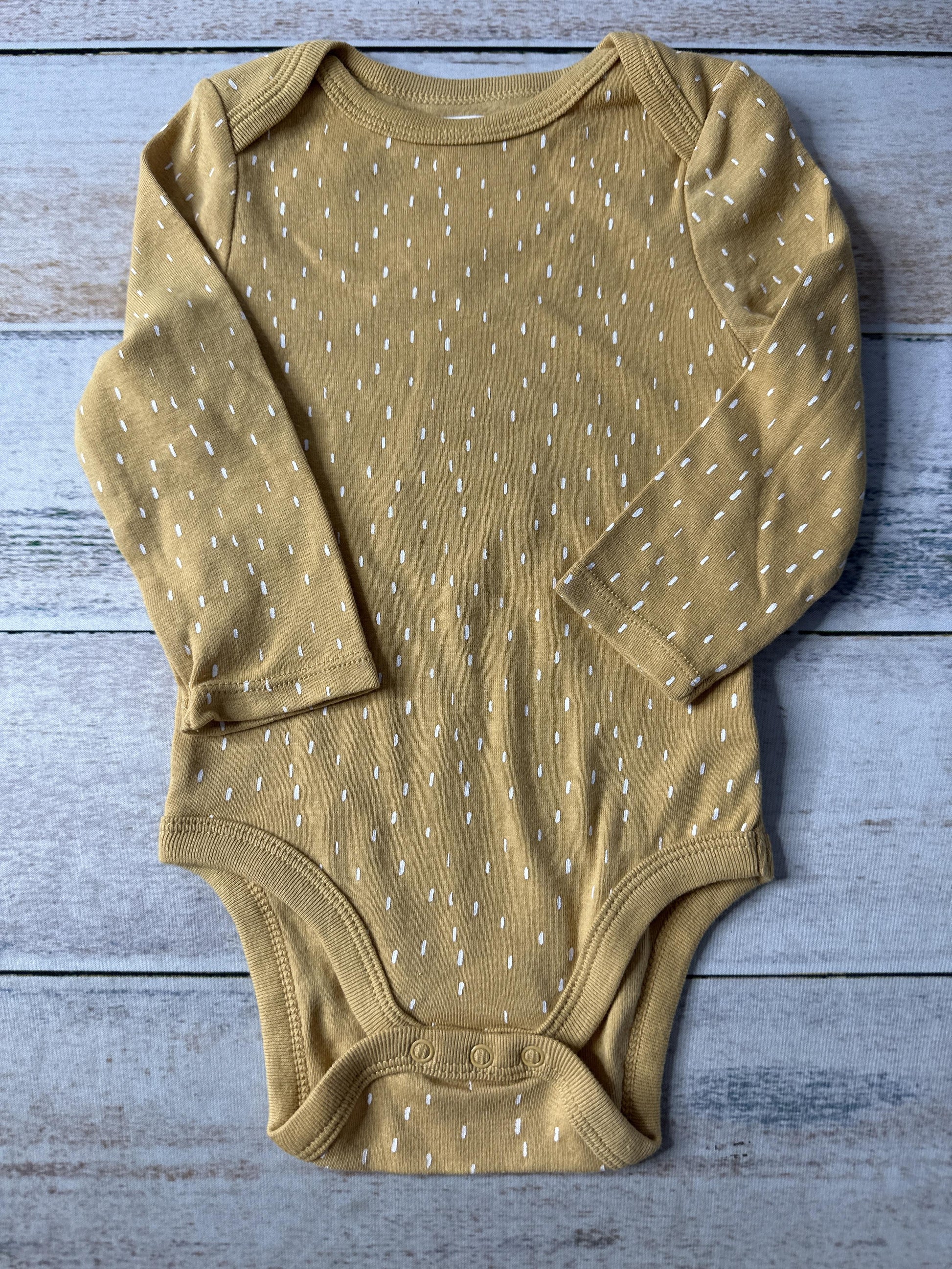 Cloud Island Unisex Mustard Onesie Size: 6-9 months Mustard