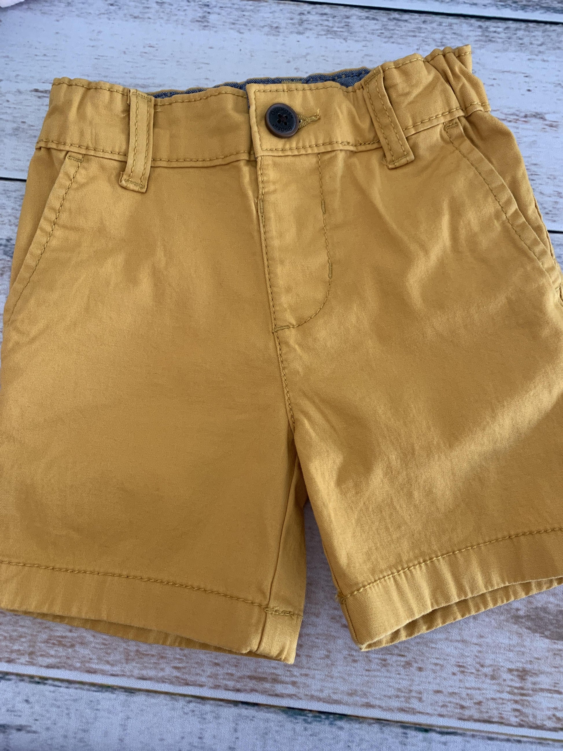 OshKosh Unisex Mustard Shorts Size: 2T Mustard