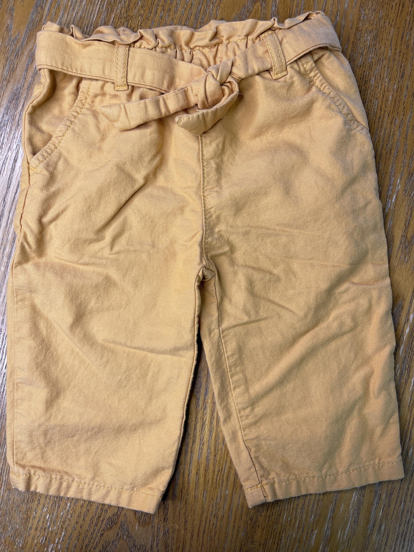 OshKosh Girls Mustard Pants Size: 6-12 months Mustard