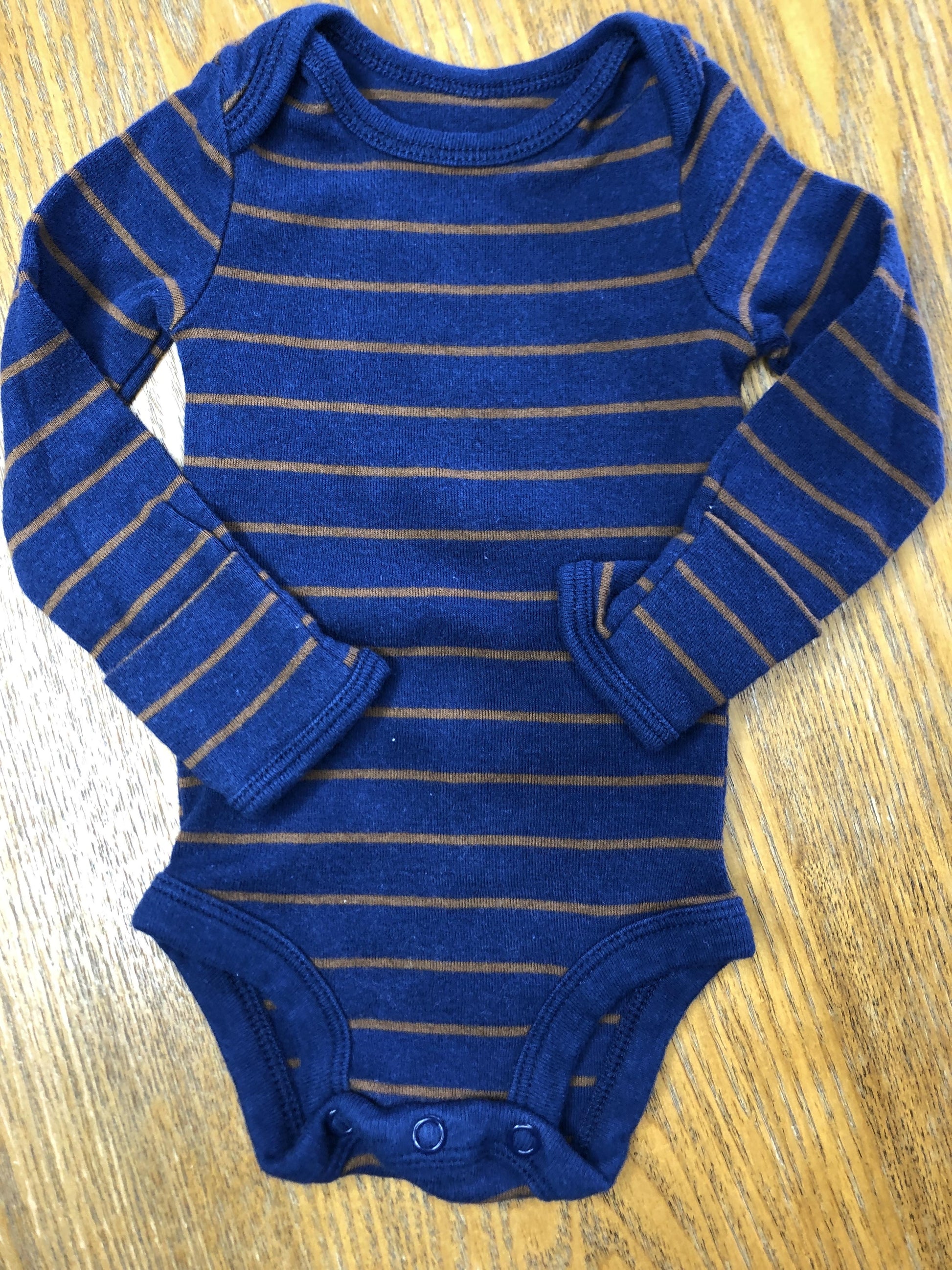Carters Boys Navy Blue | Brown | Striped Onesie Size: Newborn Navy Blue | Brown | Striped