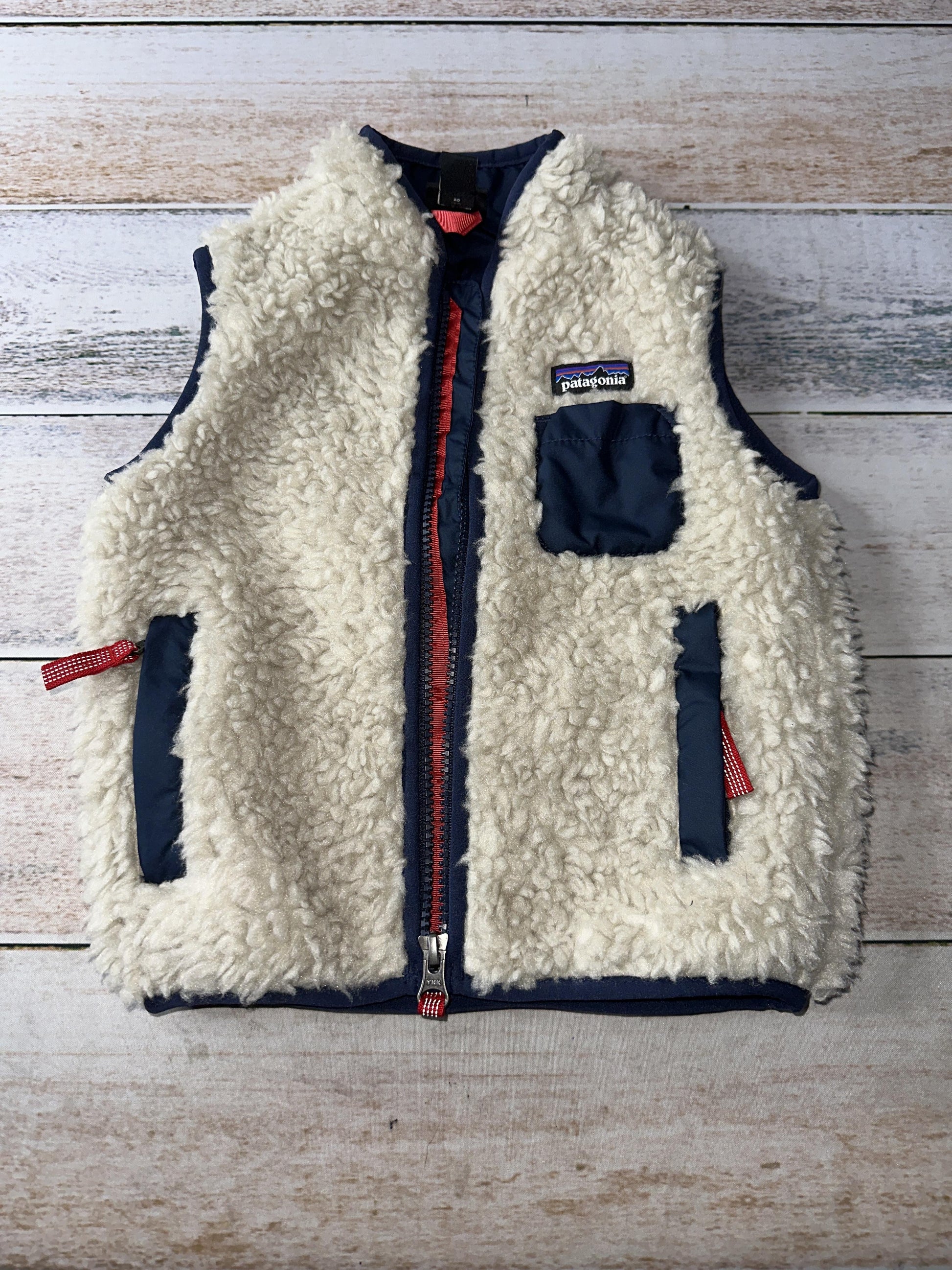 Patagonia,Patagonia Boys Navy Blue | cream Vest Size: 2T Navy Blue | cream