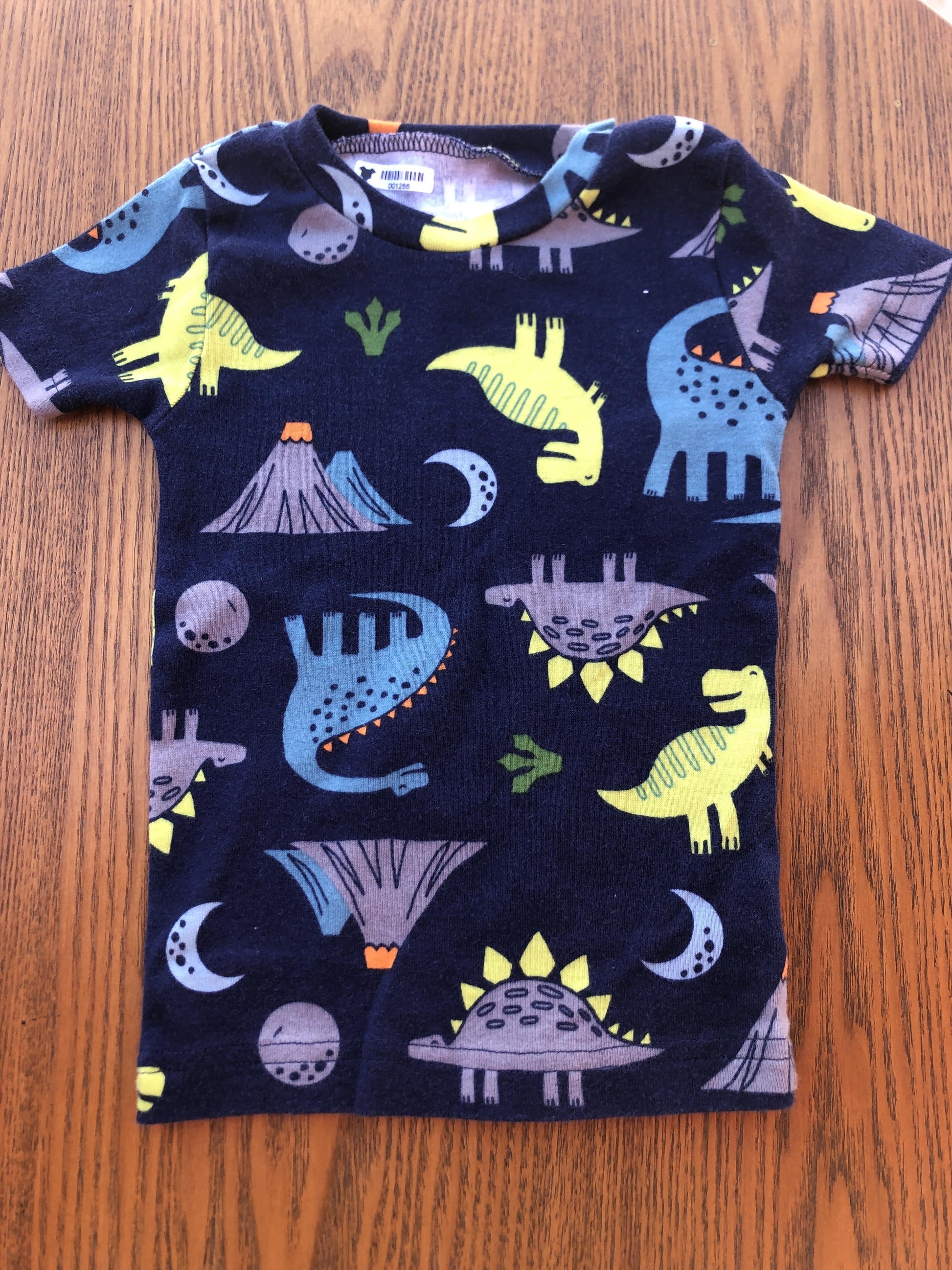 Carters Boys Navy Blue | Dinosaur Pajamas Size: 2 years Navy Blue | Dinosaur