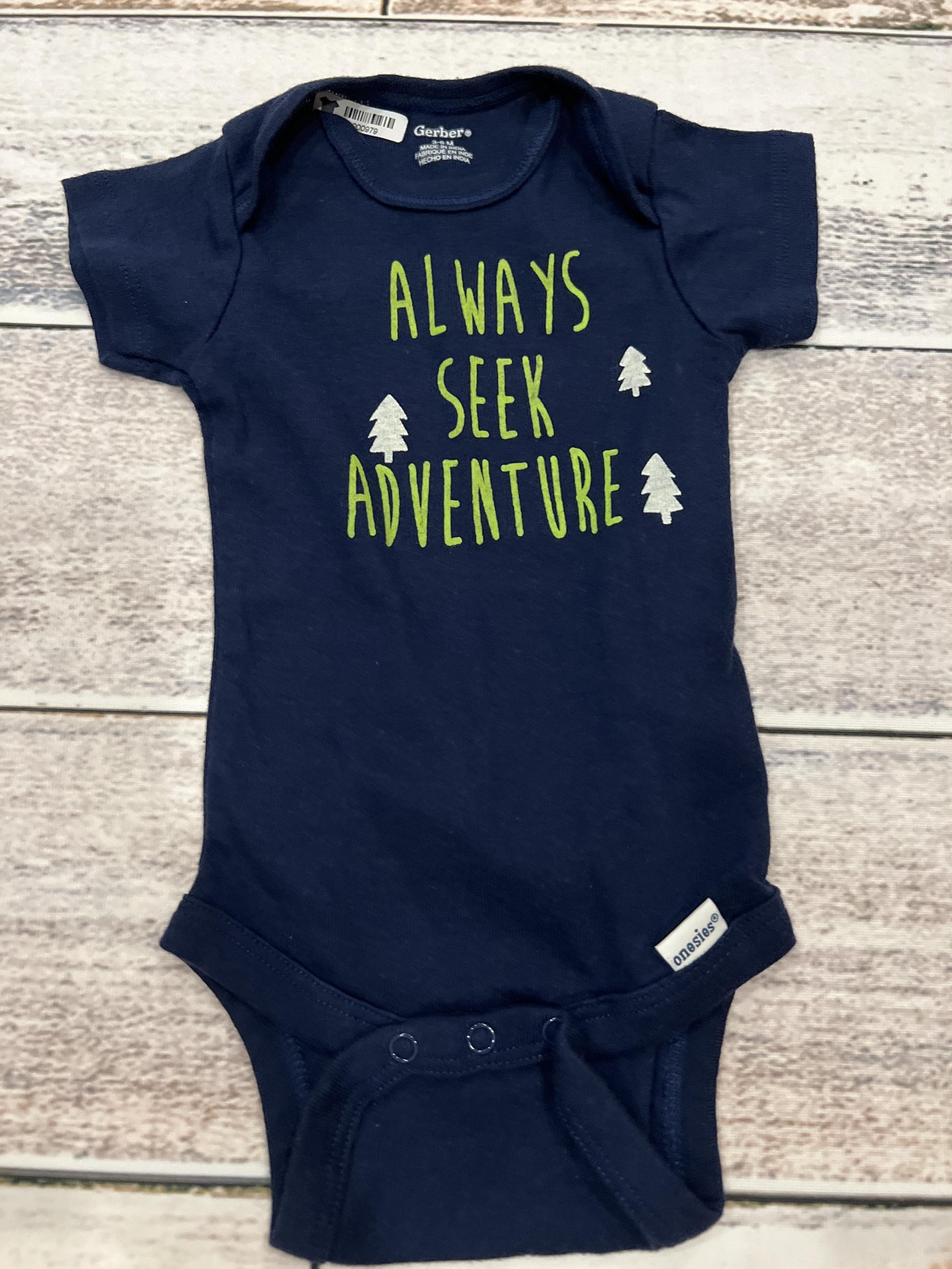Gerber organic Boys Navy Blue | Graphic Onesie Size: 3-6 months Navy Blue | Graphic
