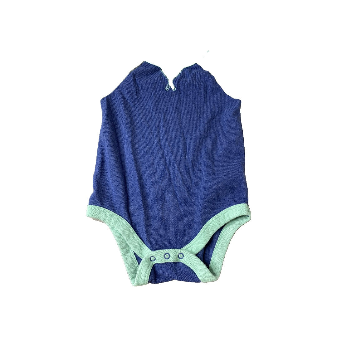 Cat & Jack Boys Navy Blue | Grey | light green Onesie Size: 6-9 months Navy Blue | Grey | light green