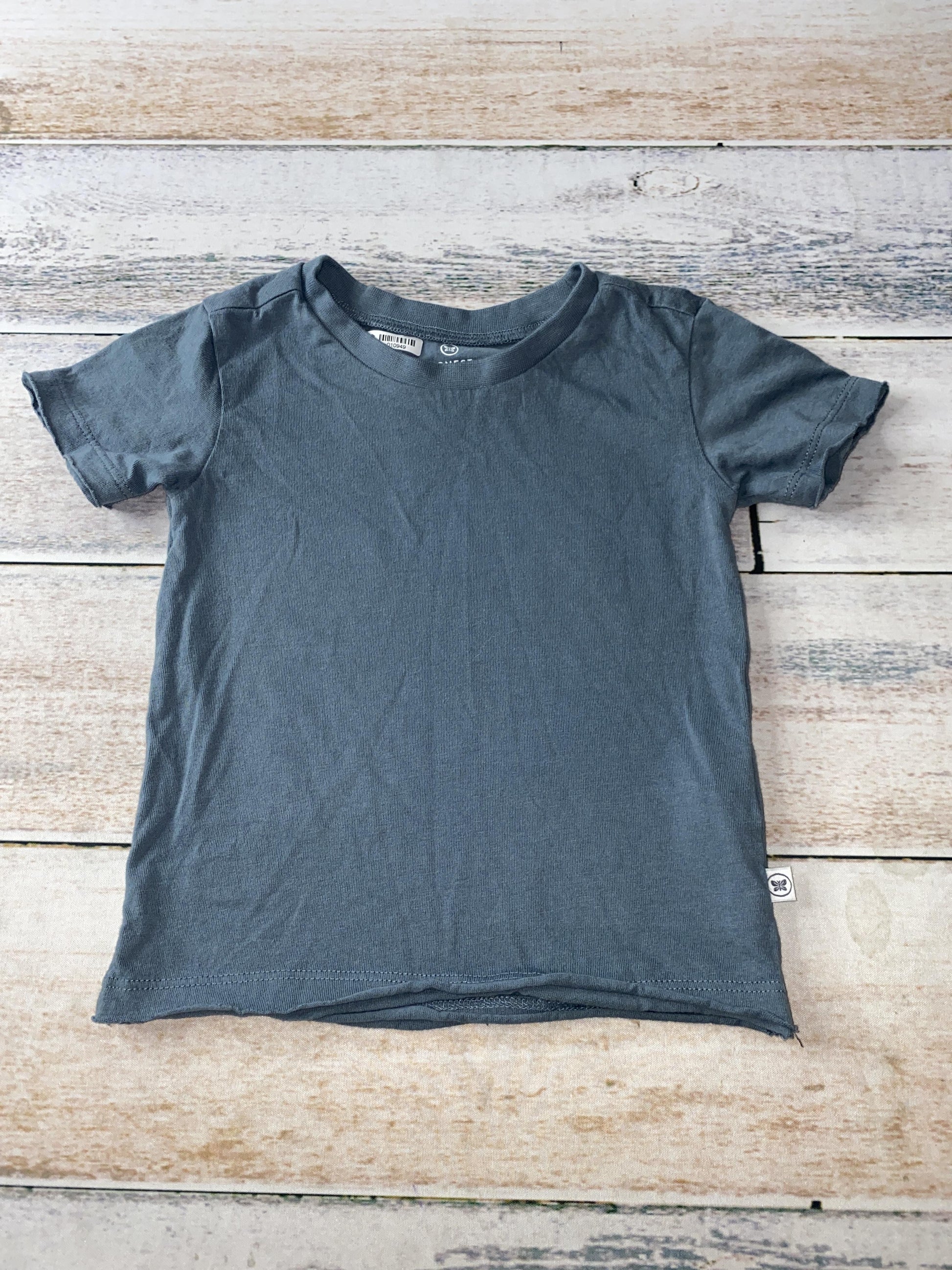 Honest co Boys Navy Blue | Grey T-Shirt Size: 12 months Navy Blue | Grey