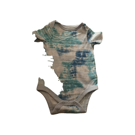 Cat & Jack Boys Navy Blue | Light Blue | Turquoise | Tie Dye Onesie Size: 12M Navy Blue | Light Blue | Turquoise | Tie Dye