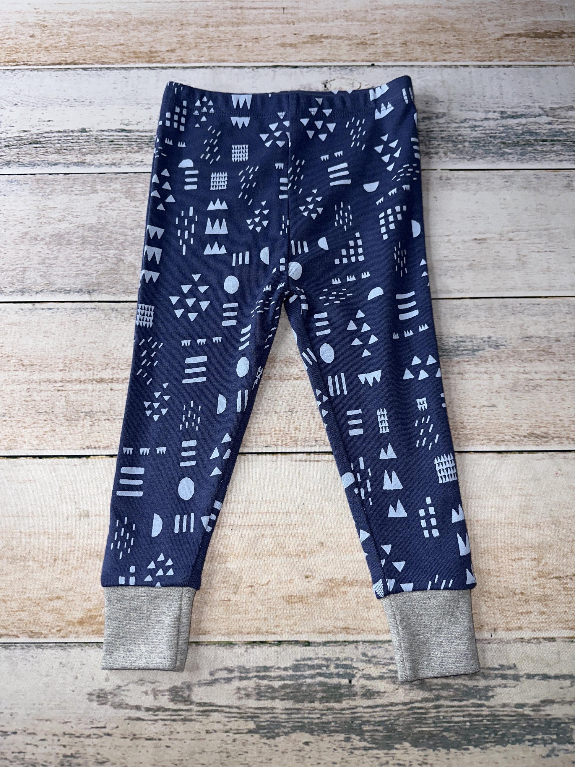 Honest Co Unisex Navy Blue | Light Blue Pajamas Size: 18 months Navy Blue | Light Blue
