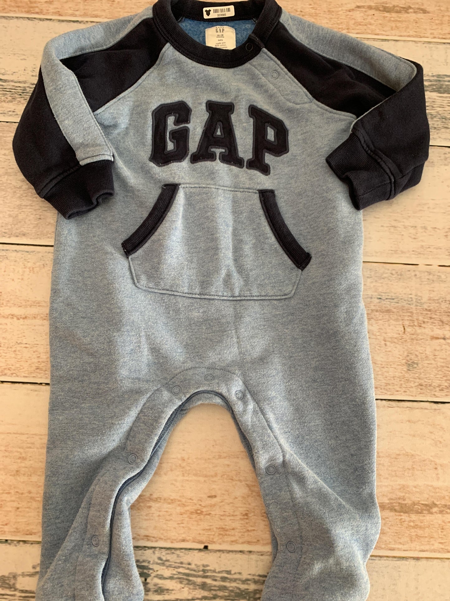 Boys Navy Blue | Light Blue Long Sleeve Outfit Size: 12-18 months Navy Blue | Light Blue