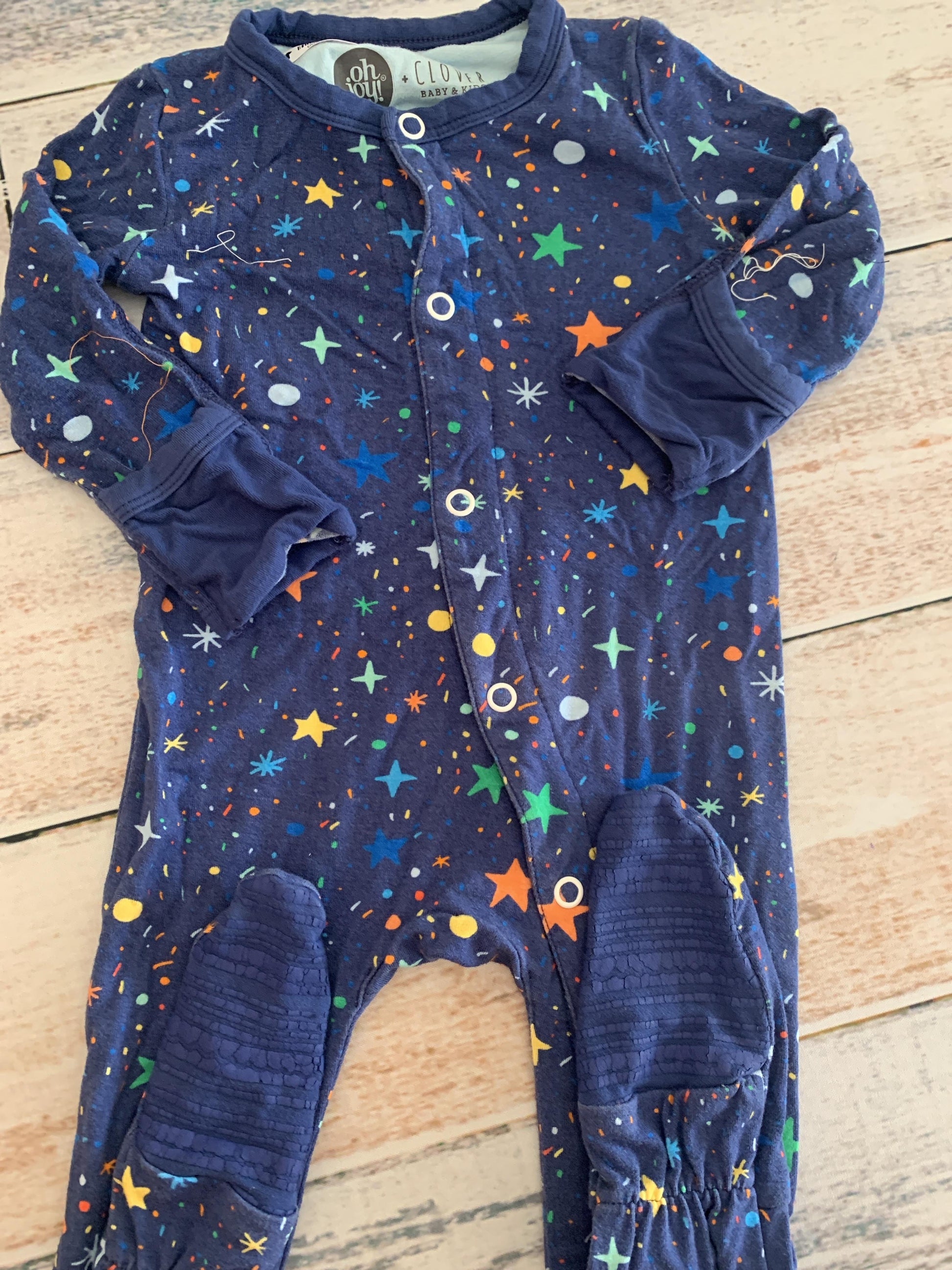 Clover Baby & Kids Unisex Navy Blue | light green | Yellow | orange | Stars Pajamas Size: 3-6 months Navy Blue | light green | Yellow | orange | Stars