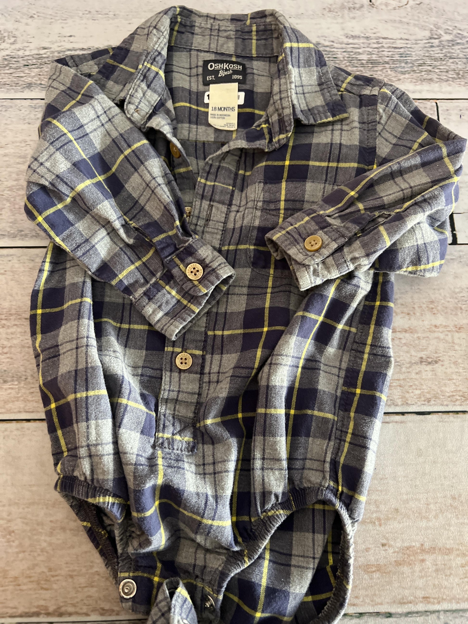 OshKosh Boys Navy Blue | plaid Onesie Size: 18 months Navy Blue | plaid
