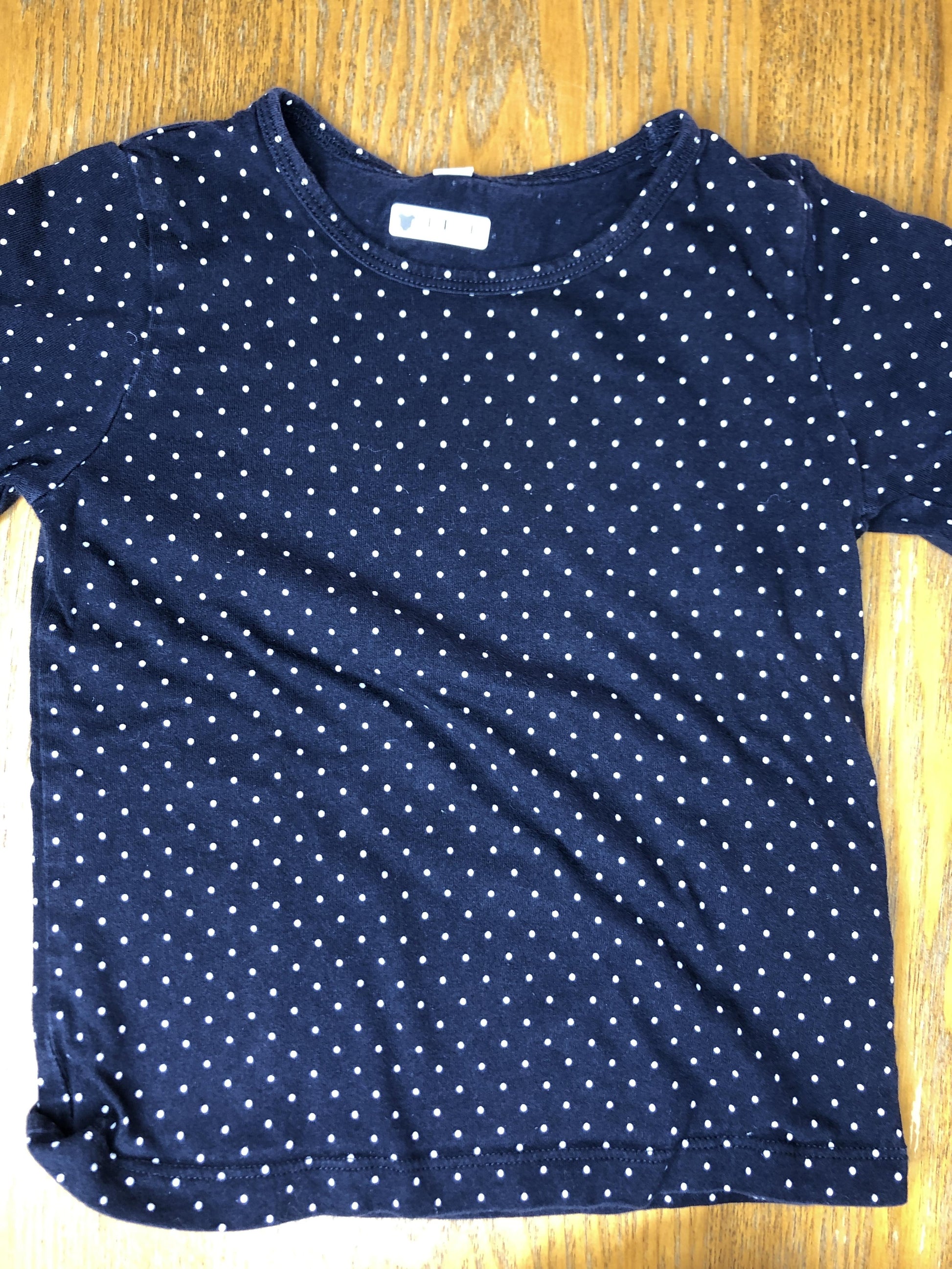 H&M Unisex Navy Blue | polka dot | White Long Sleeve T-Shirt Size: 18 months Navy Blue | polka dot | White
