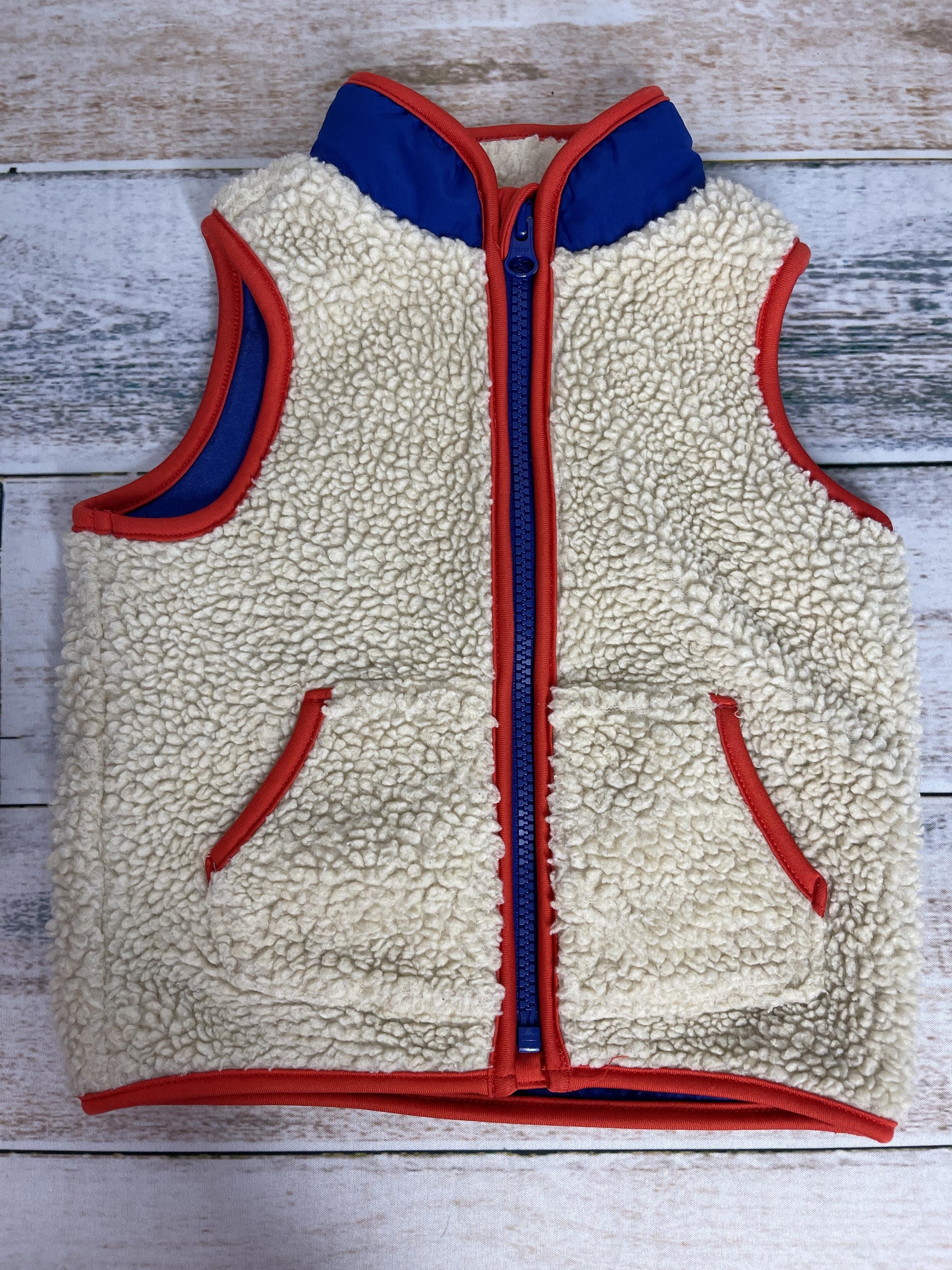 Old Navy Unisex Navy Blue | Red | cream Vest Size: 12-18 months Navy Blue | Red | cream