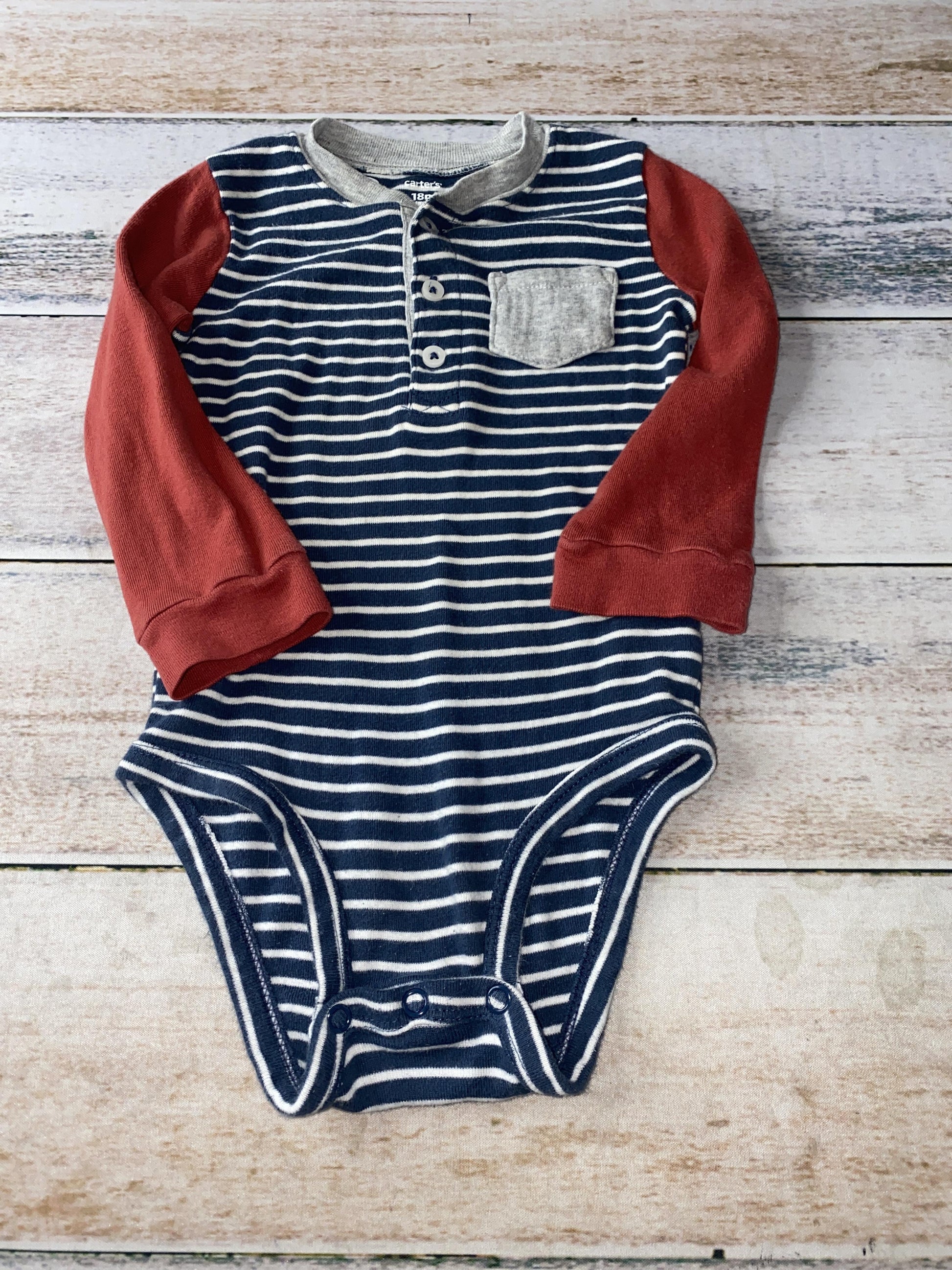 Carters Boys Navy Blue | Red | White Onesie Size: 18 months Navy Blue | Red | White