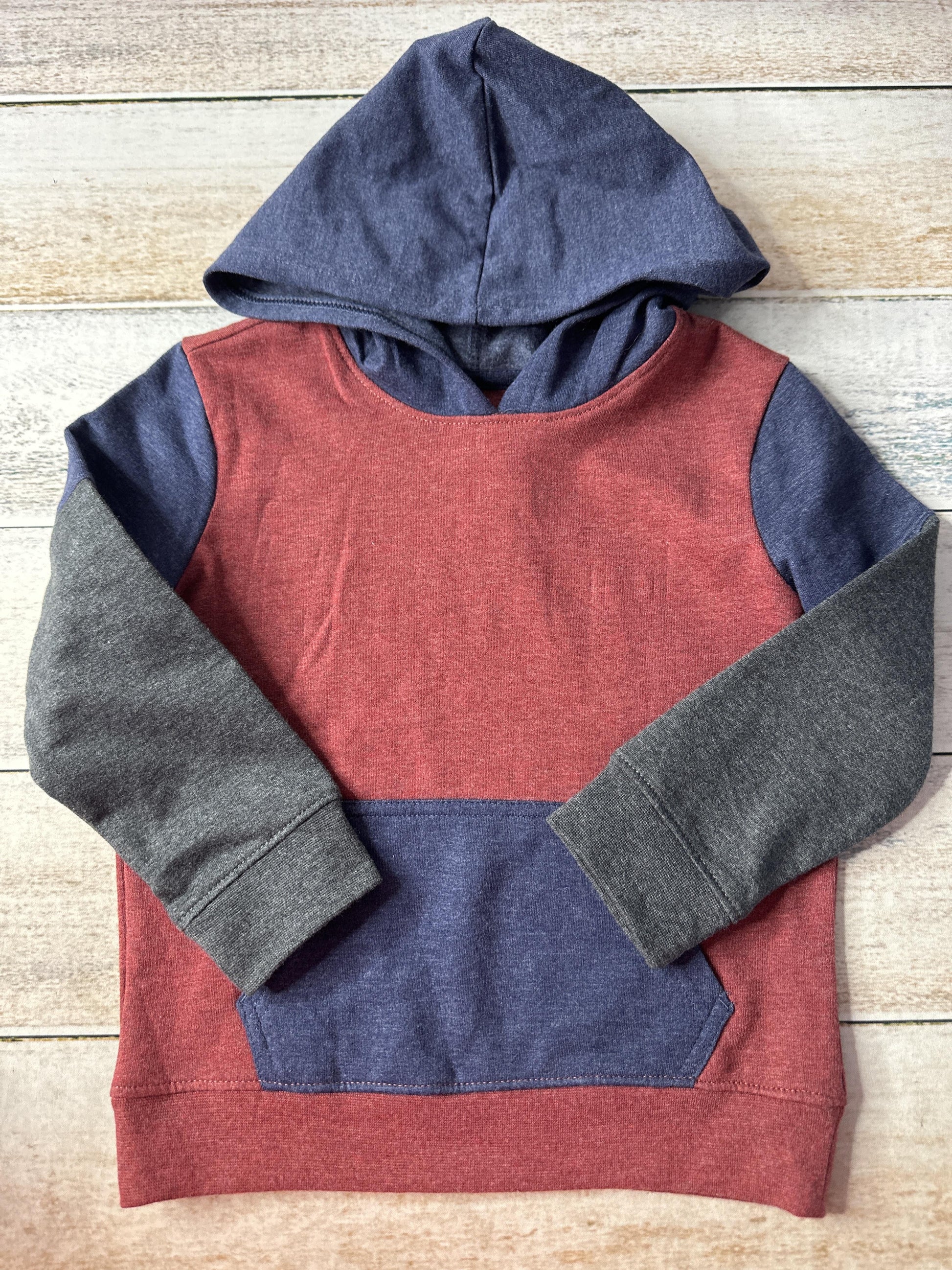 Cat & Jack Unisex Navy Blue | Red Hoodie Size: 4T Navy Blue | Red