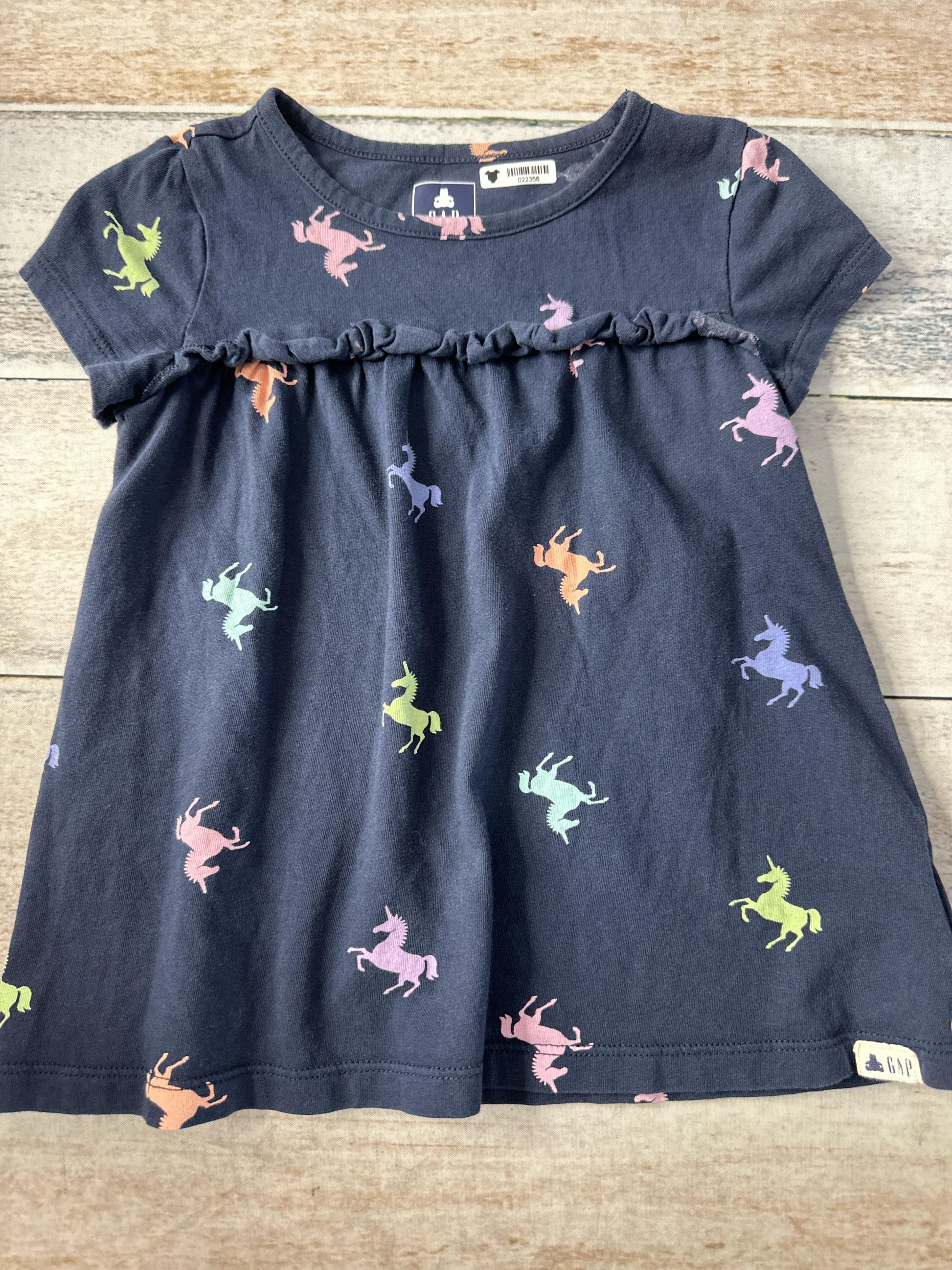 Gap Girls Navy Blue | Unicorns T-Shirt Size: 3T Navy Blue | Unicorns