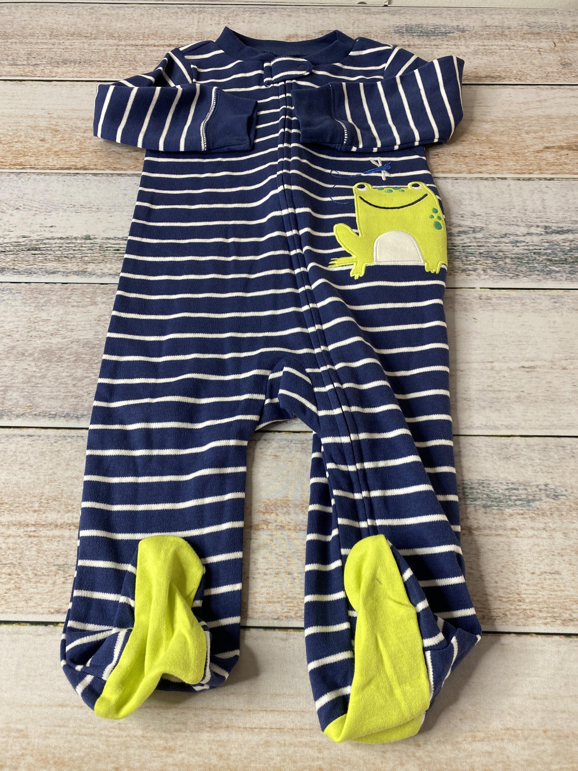 Carters Boys Navy Blue | White | Stripe | Frogs Pajamas Size: 9 months Navy Blue | White | Stripe | Frogs