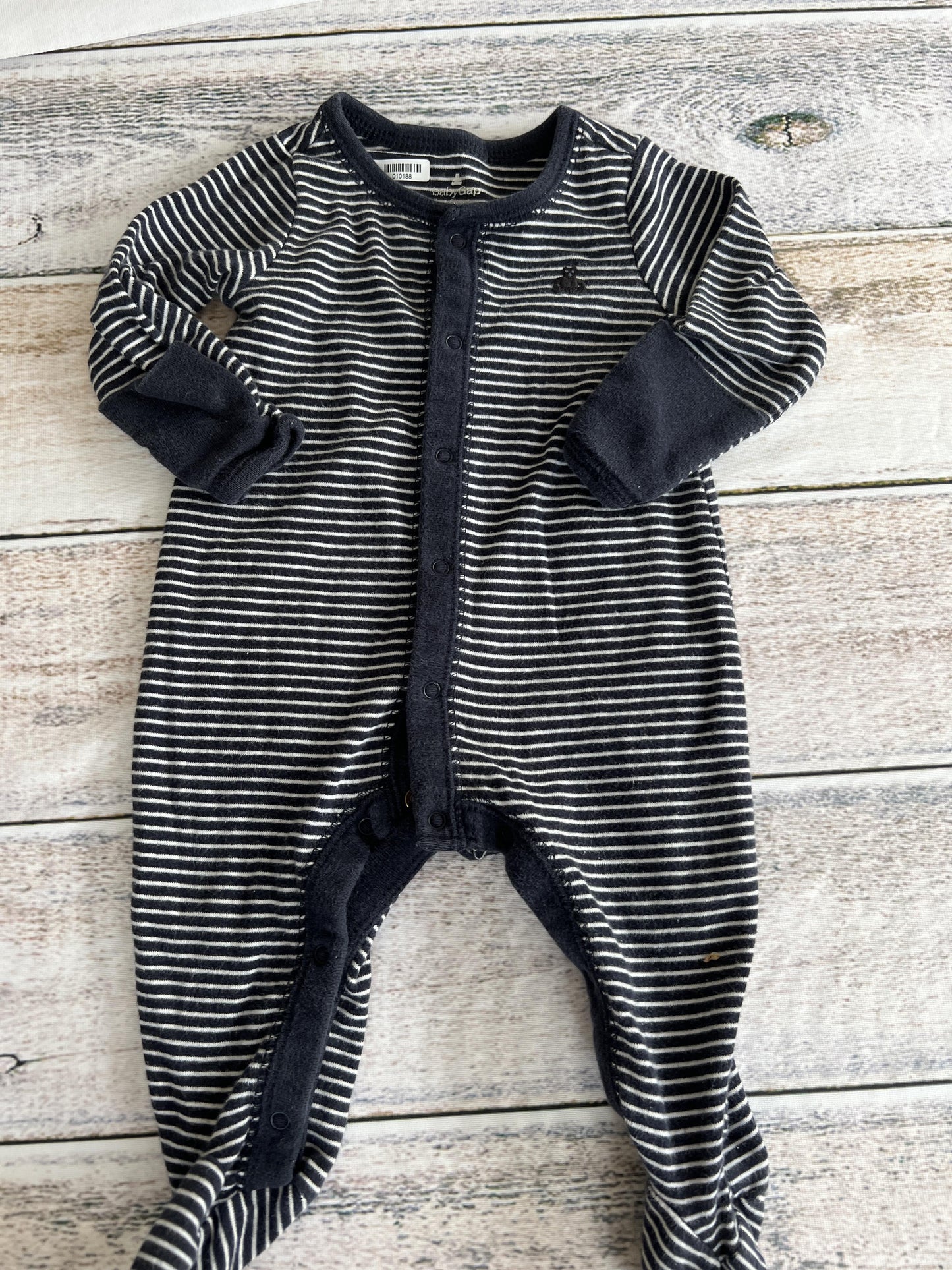 Gap Boys Navy Blue | White | Stripe Pajamas Size: 0-3 months Navy Blue | White | Stripe