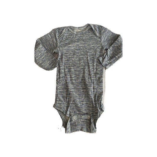 Gerber organic Boys Navy Blue | White | Stripe Onesie Size: 6-9 months Navy Blue | White | Stripe