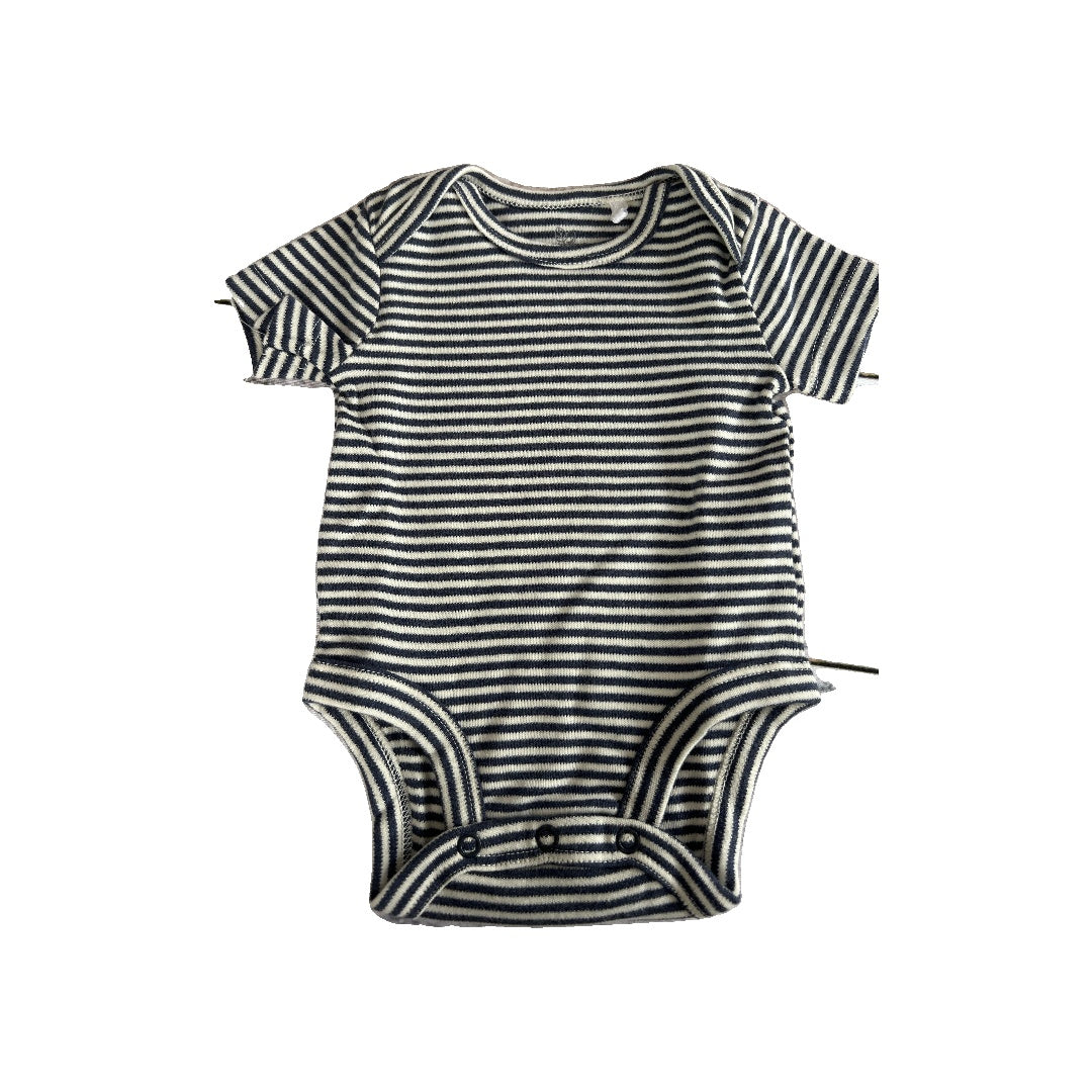 Oliver & Rain Boys Navy Blue | White | Stripe Onesie Size: Newborn Navy Blue | White | Stripe
