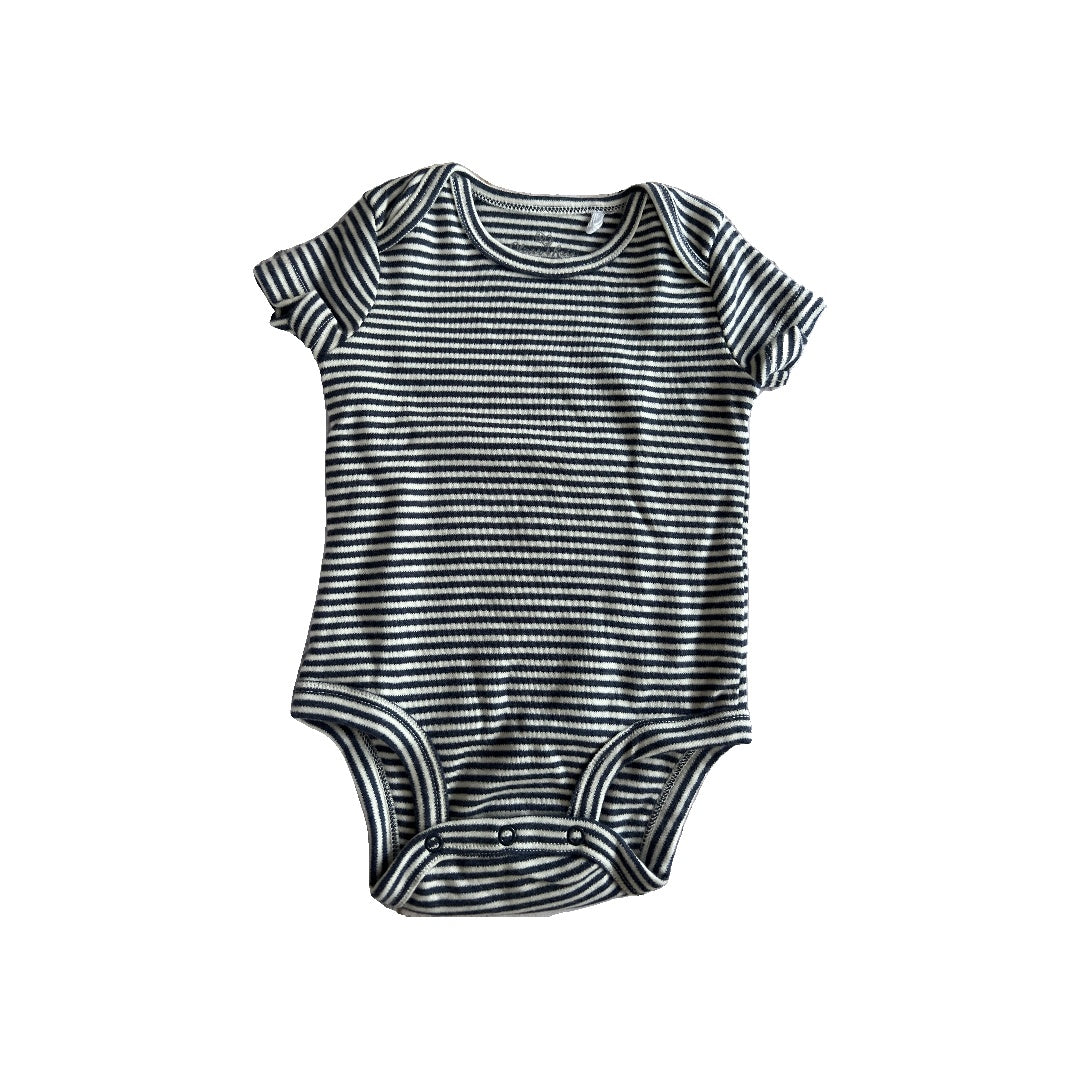 Oliver & Rain Boys Navy Blue | White | Stripe Onesie Size: 6 months Navy Blue | White | Stripe
