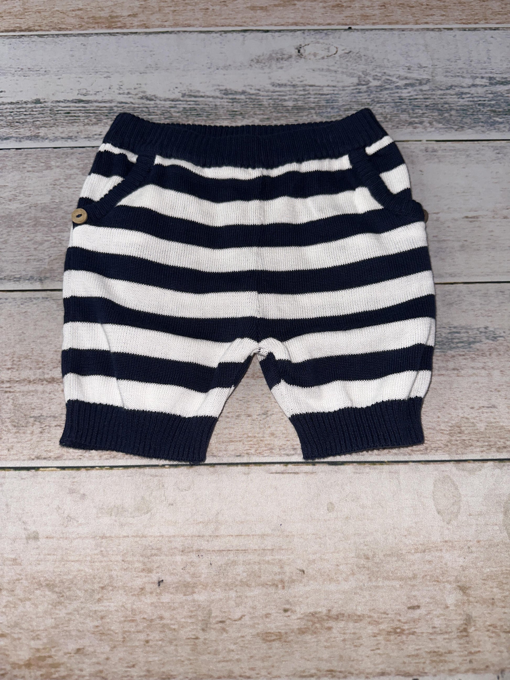 Viverano Unisex Navy Blue | White | Stripe Shorts Size: 18-24 months Navy Blue | White | Stripe